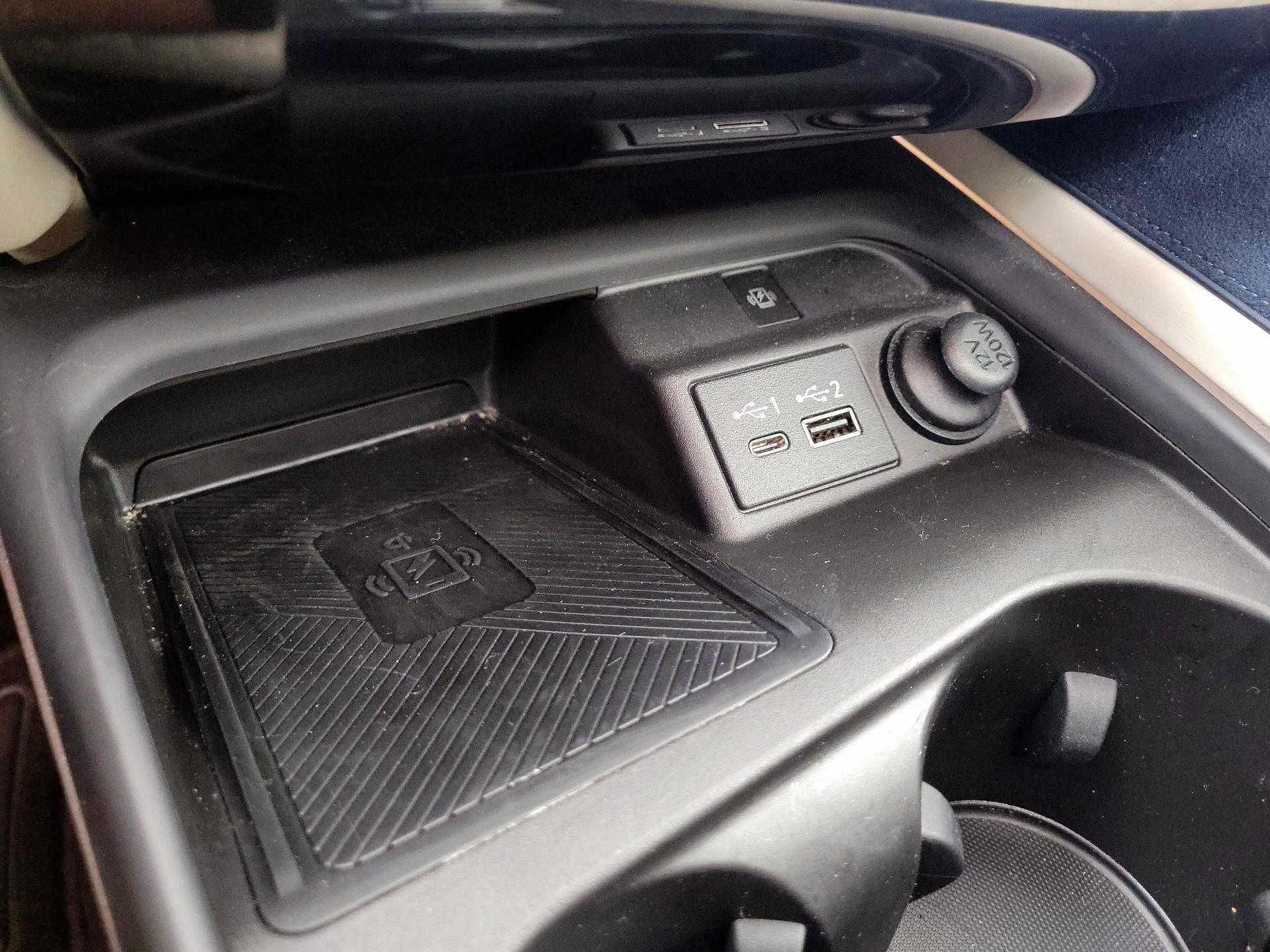 Thumbnail: 2023 INFINITI QX50 - 19