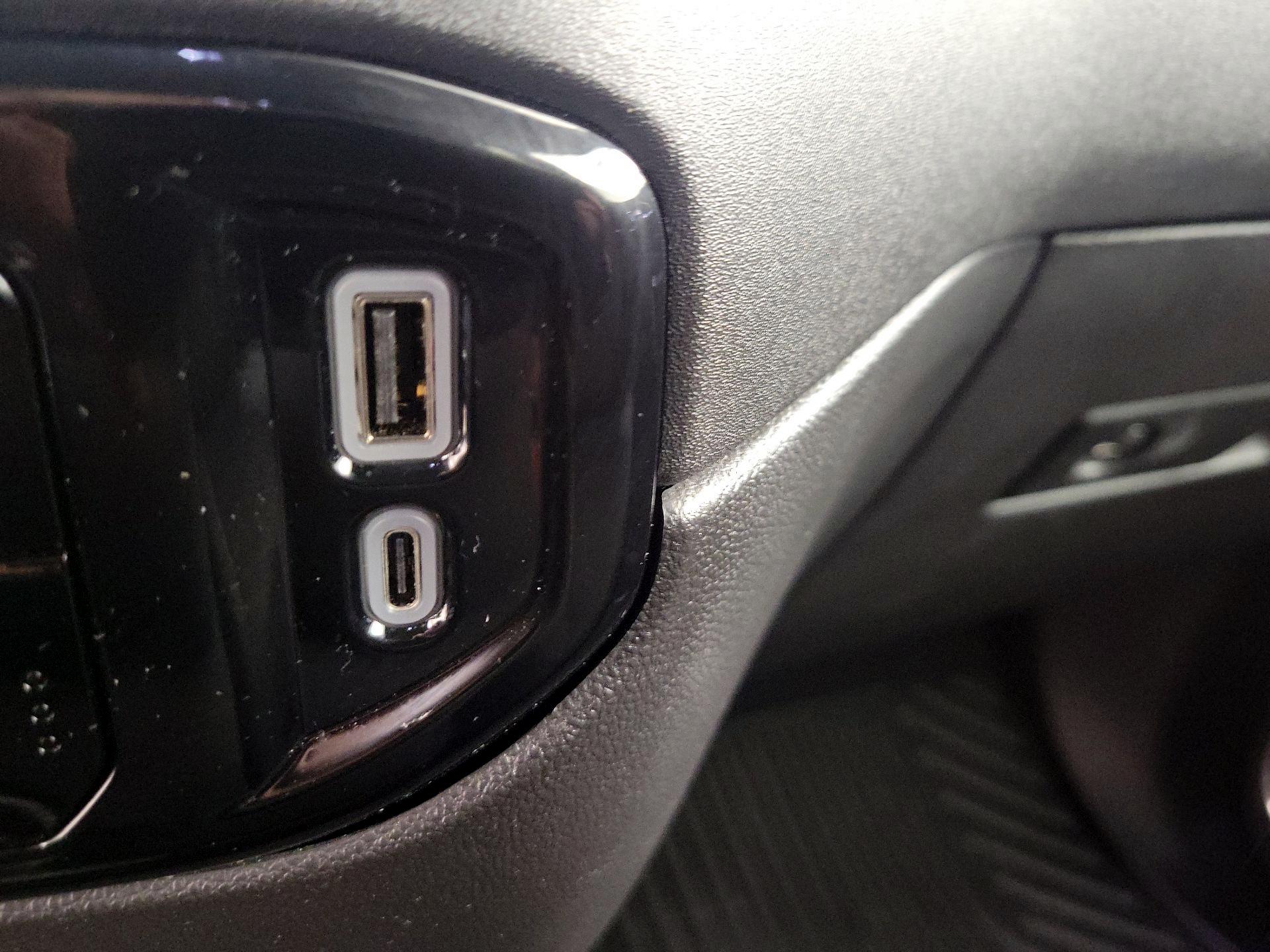 Thumbnail: 2024 GMC Sierra 1500 - 18