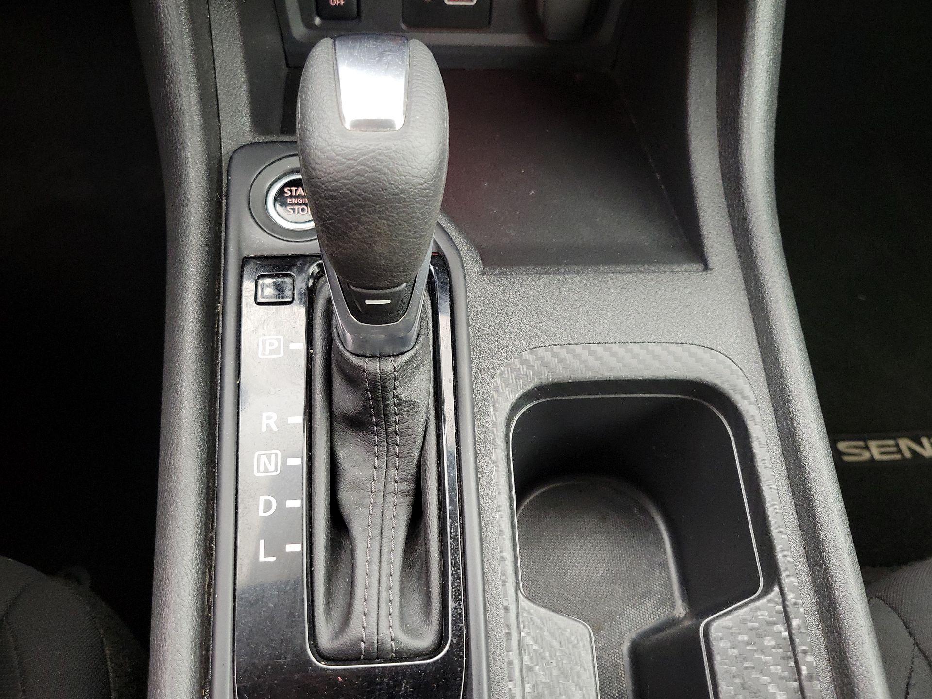 Thumbnail: 2024 Nissan Sentra - 17