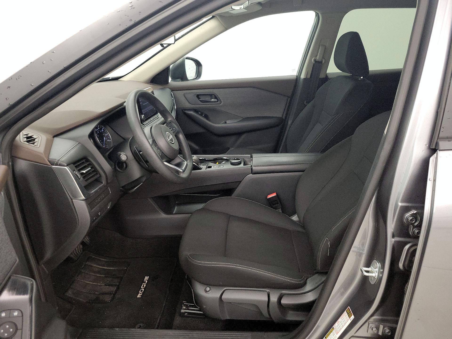 Thumbnail: 2023 Nissan Rogue - 11