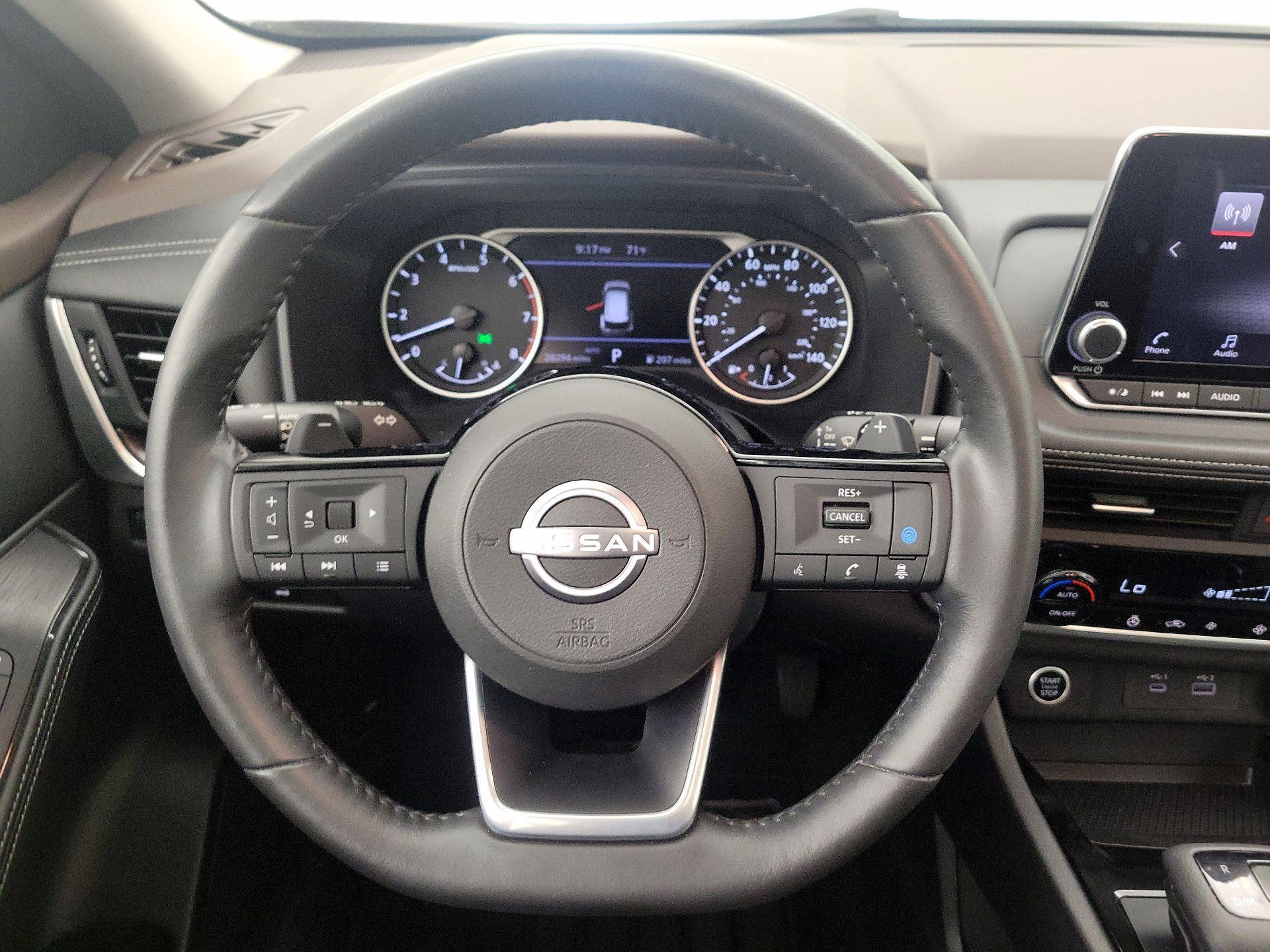 Thumbnail: 2023 Nissan Rogue - 10