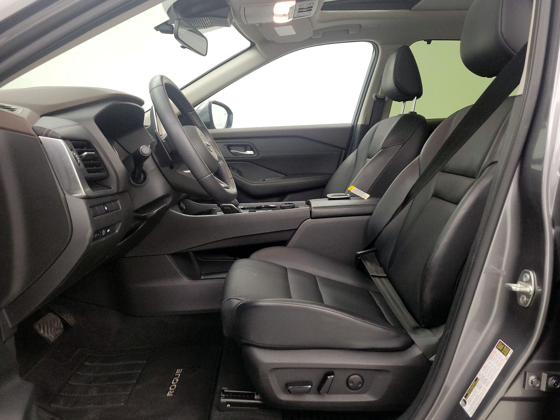 Thumbnail: 2023 Nissan Rogue - 11