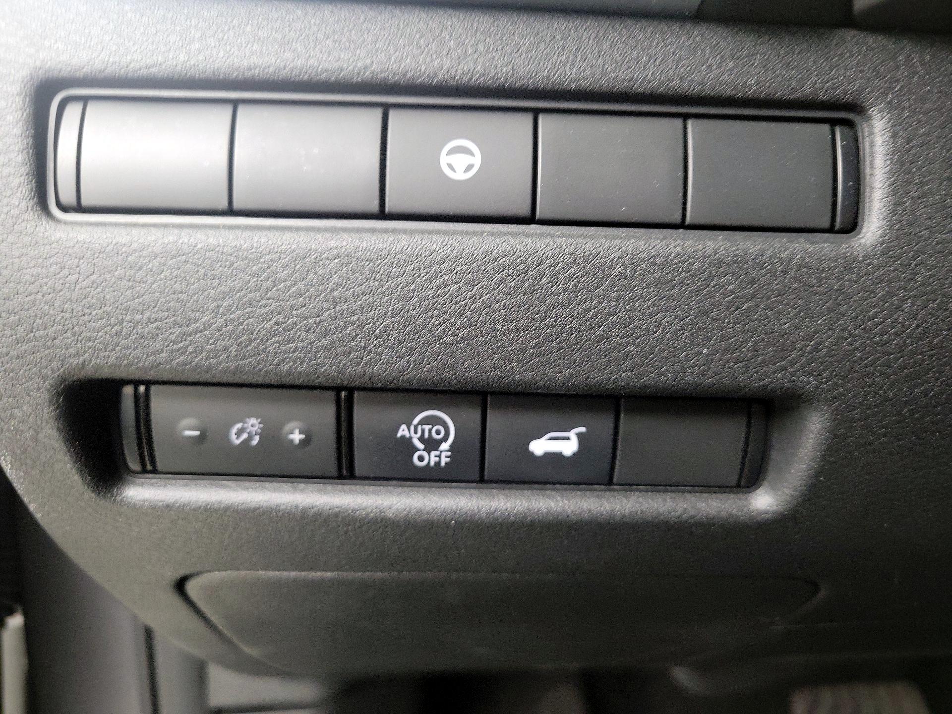 Thumbnail: 2023 Nissan Rogue - 13