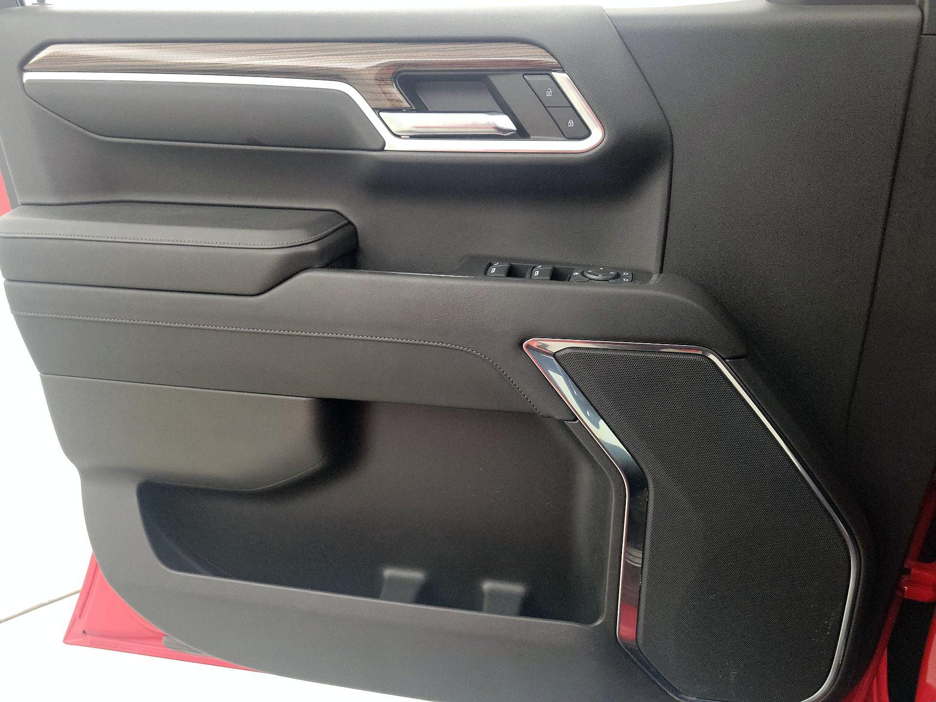 Thumbnail: 2023 Chevrolet Silverado 1500 - 12