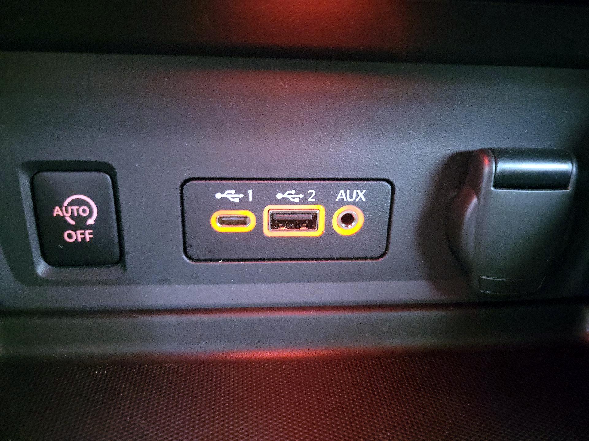 Thumbnail: 2025 Nissan Sentra - 18