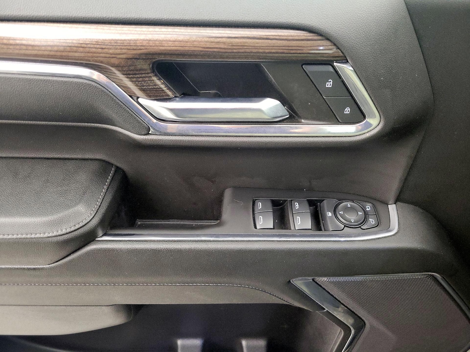 2024 Chevrolet Silverado 1500 LT - Photo 13