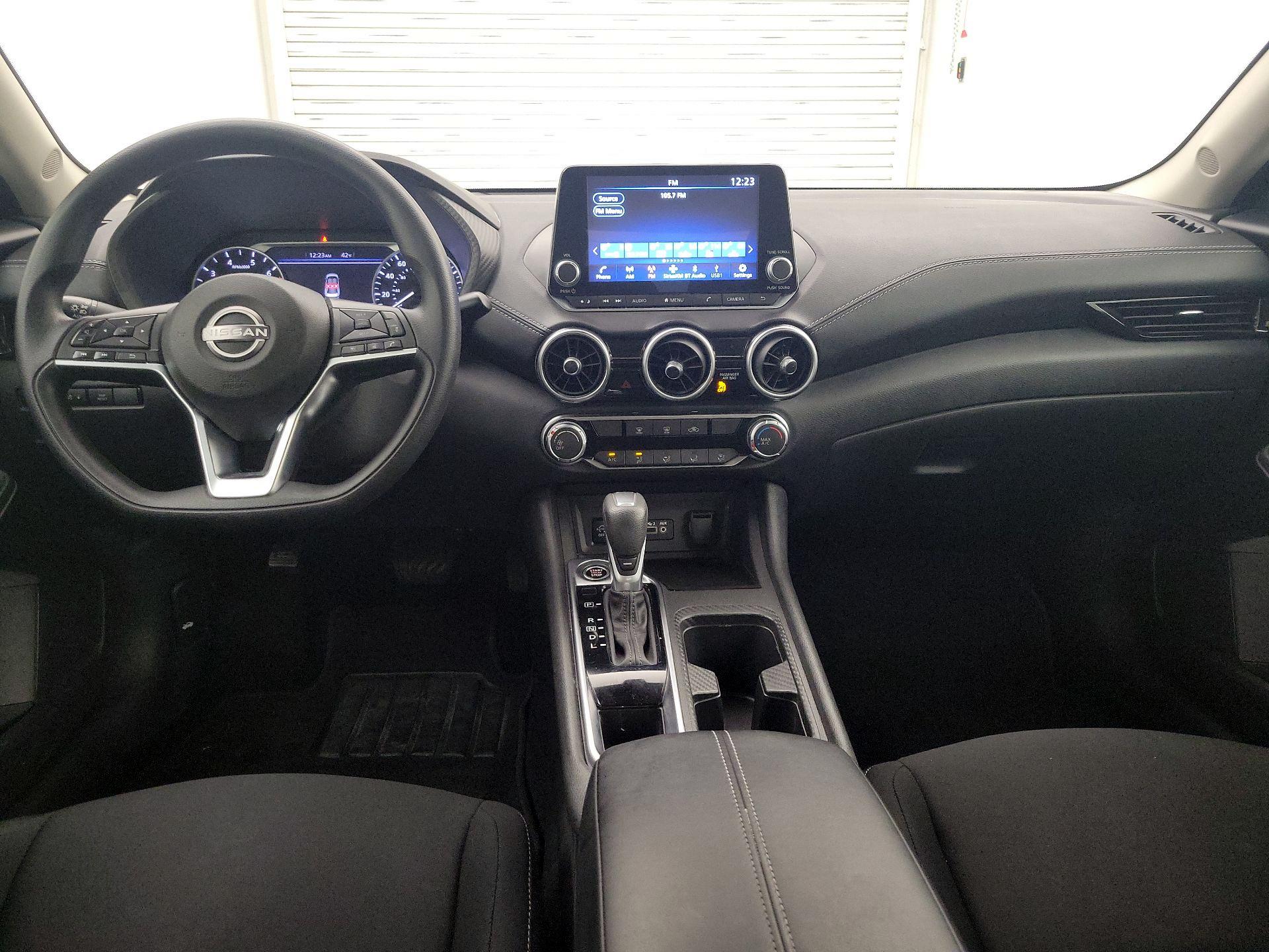 Thumbnail: 2025 Nissan Sentra - 9