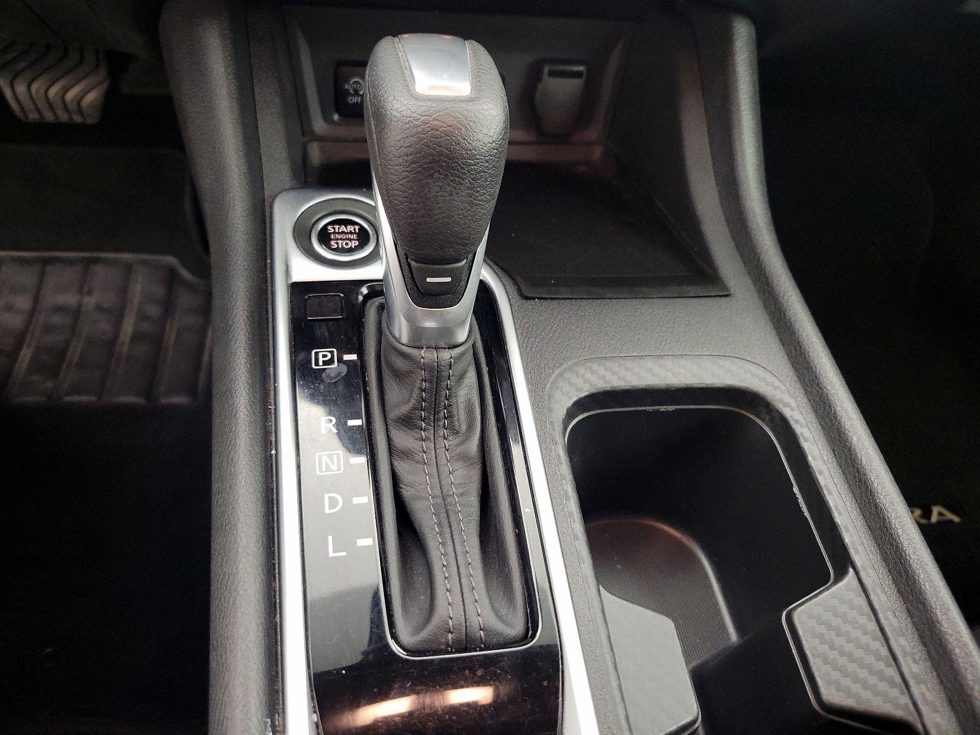 Thumbnail: 2025 Nissan Sentra - 17