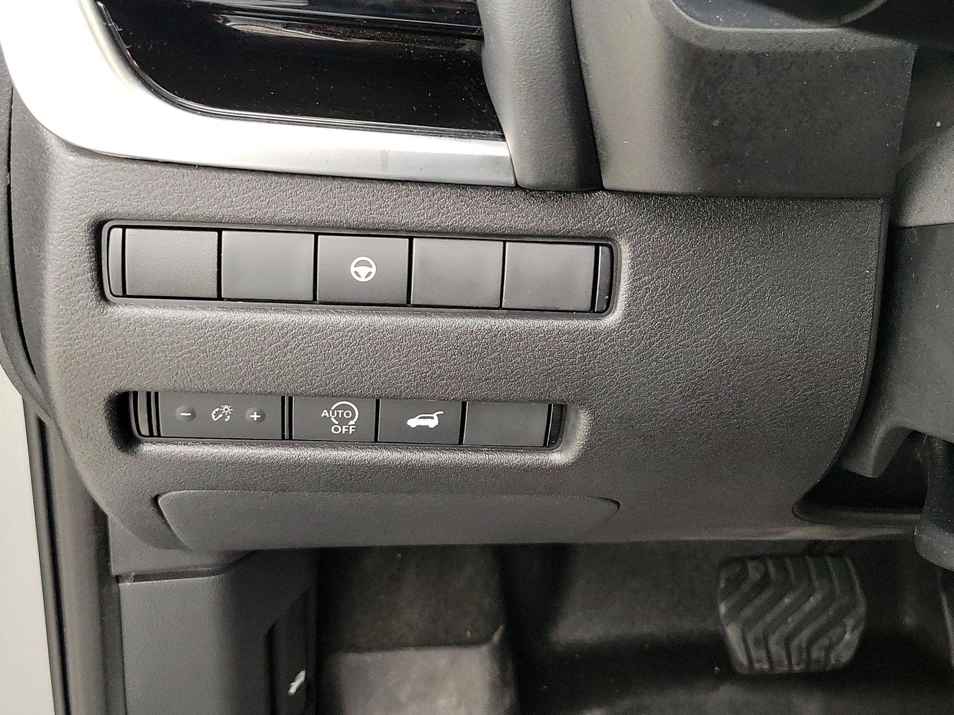 Thumbnail: 2023 Nissan Rogue - 13