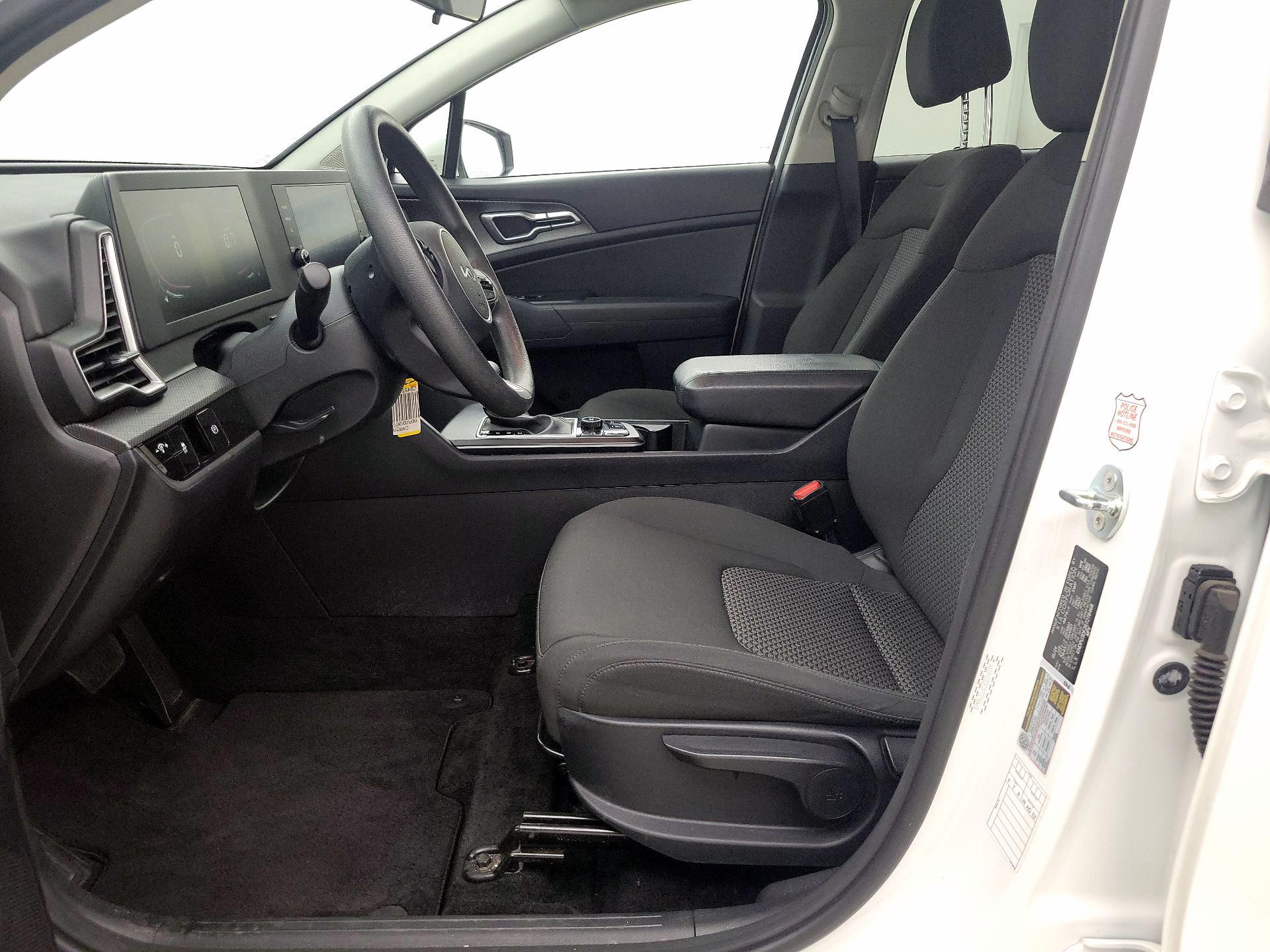 Thumbnail: 2024 Kia Sportage - 11