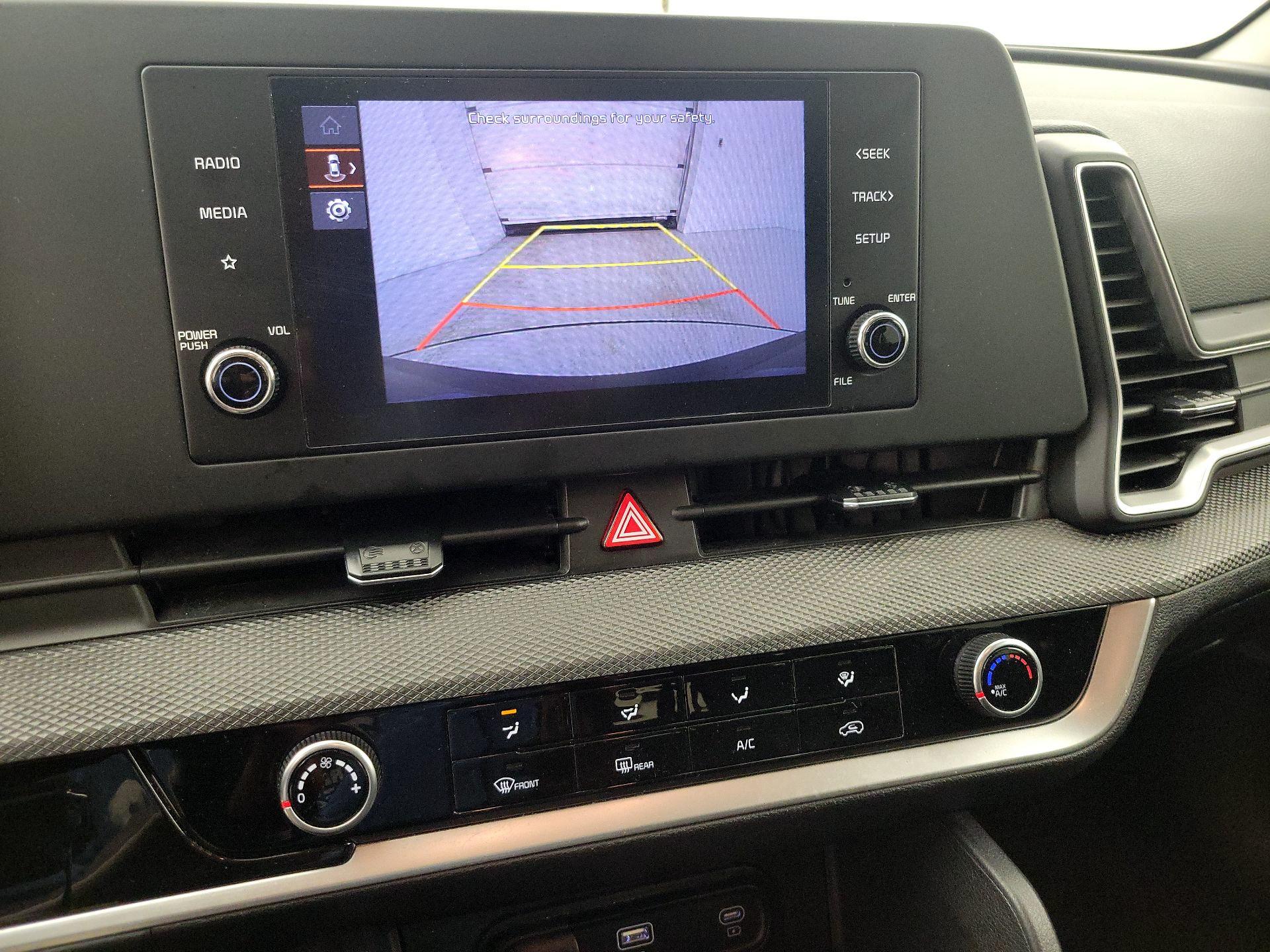 Thumbnail: 2024 Kia Sportage - 14