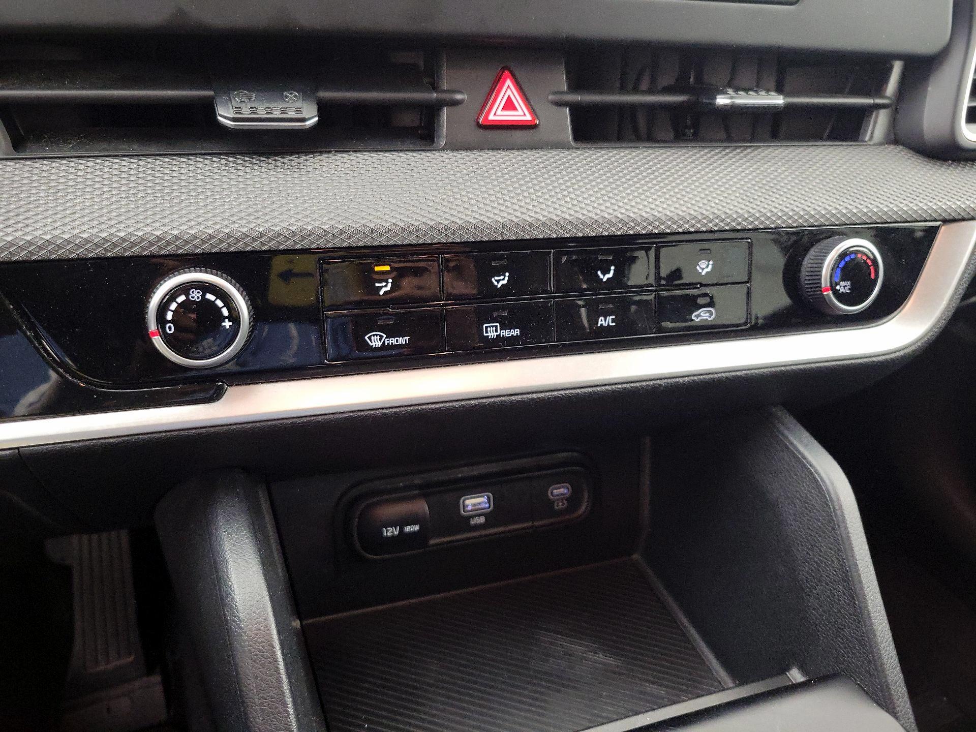 Thumbnail: 2024 Kia Sportage - 16