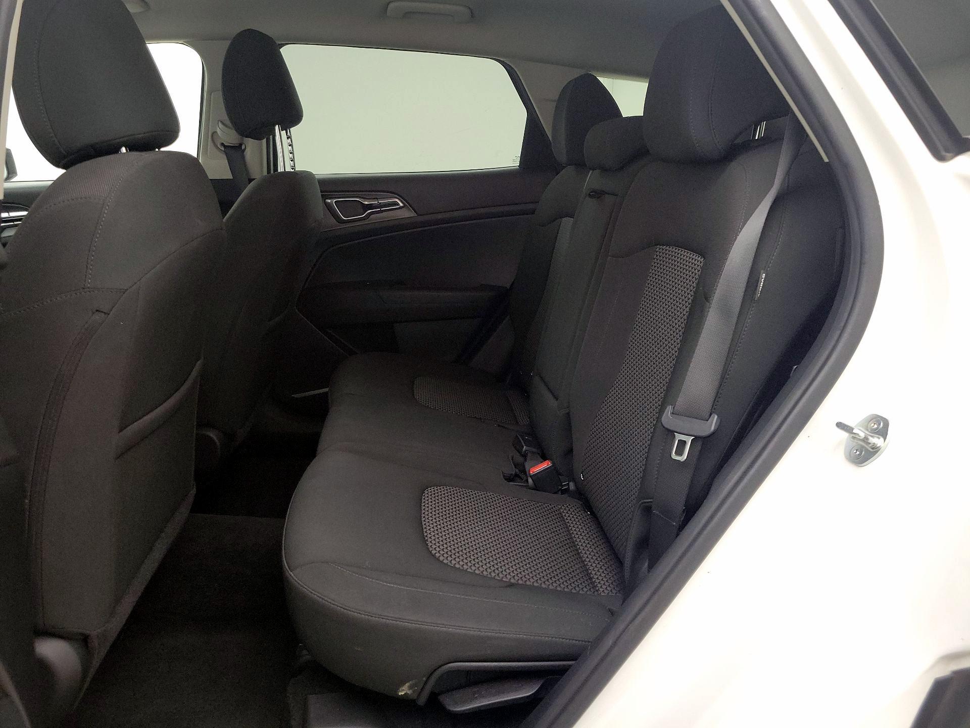 Thumbnail: 2024 Kia Sportage - 19