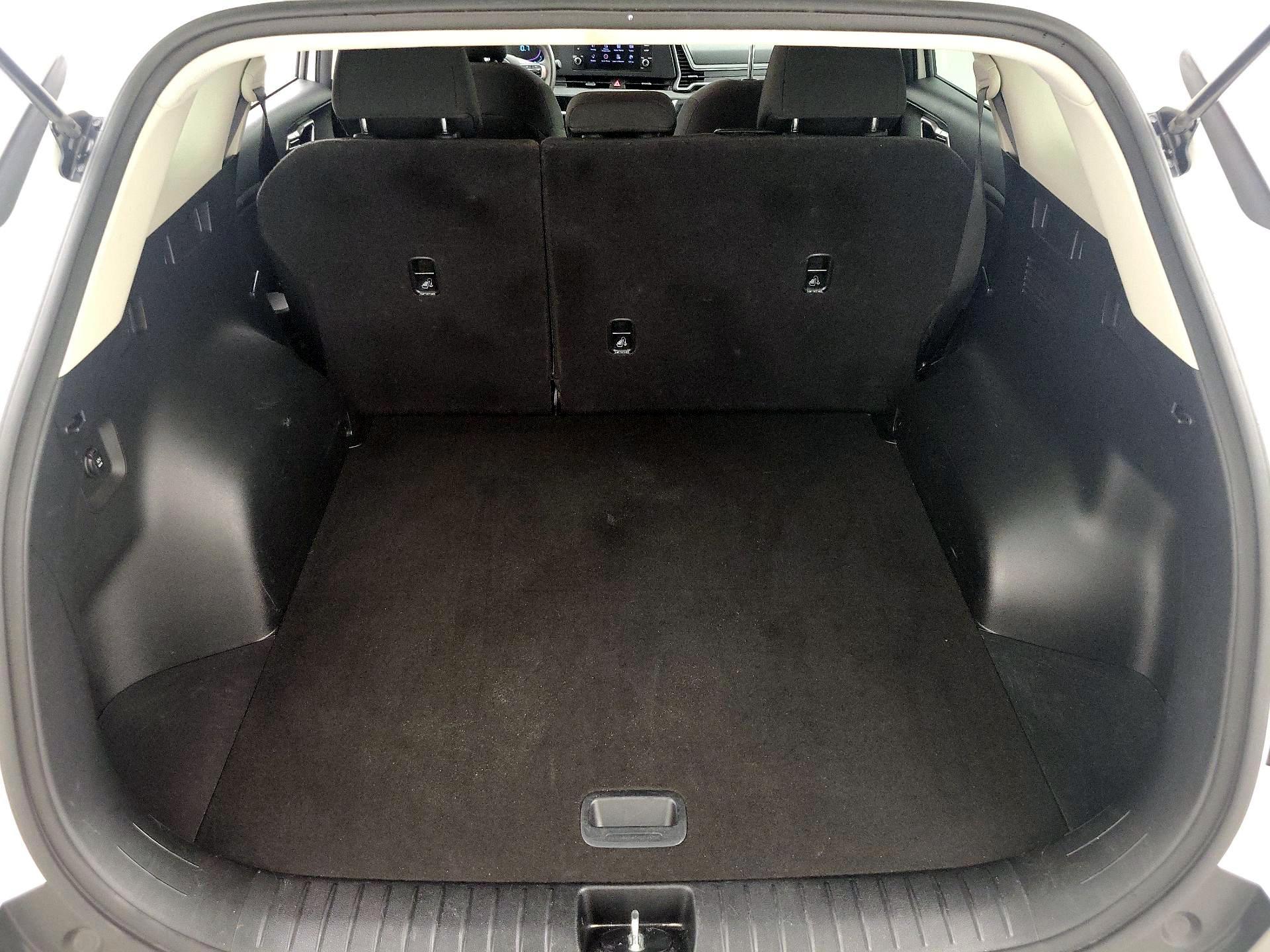 Thumbnail: 2024 Kia Sportage - 20