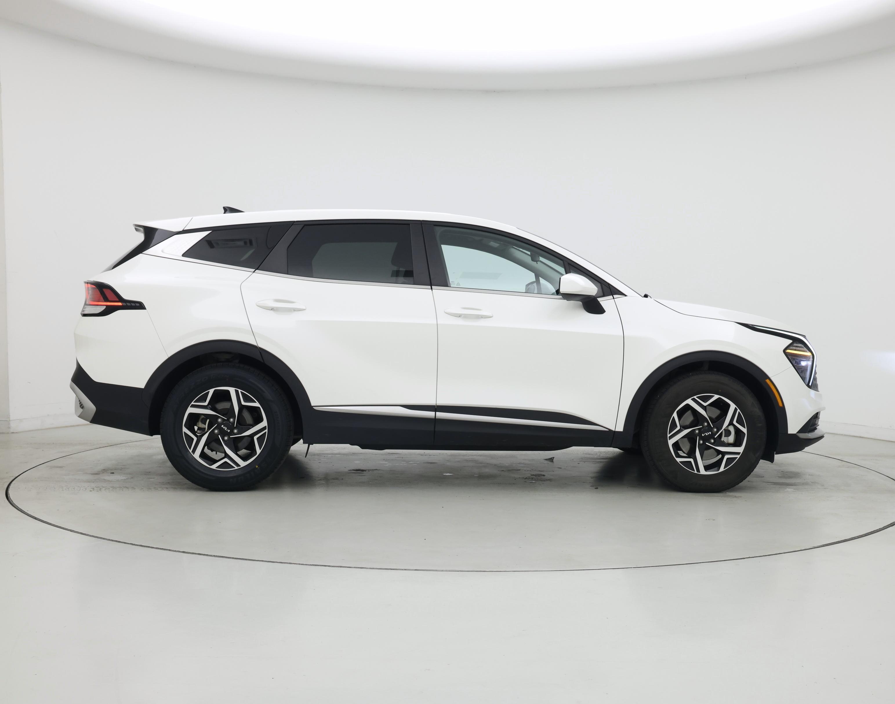 Thumbnail: 2024 Kia Sportage - 7