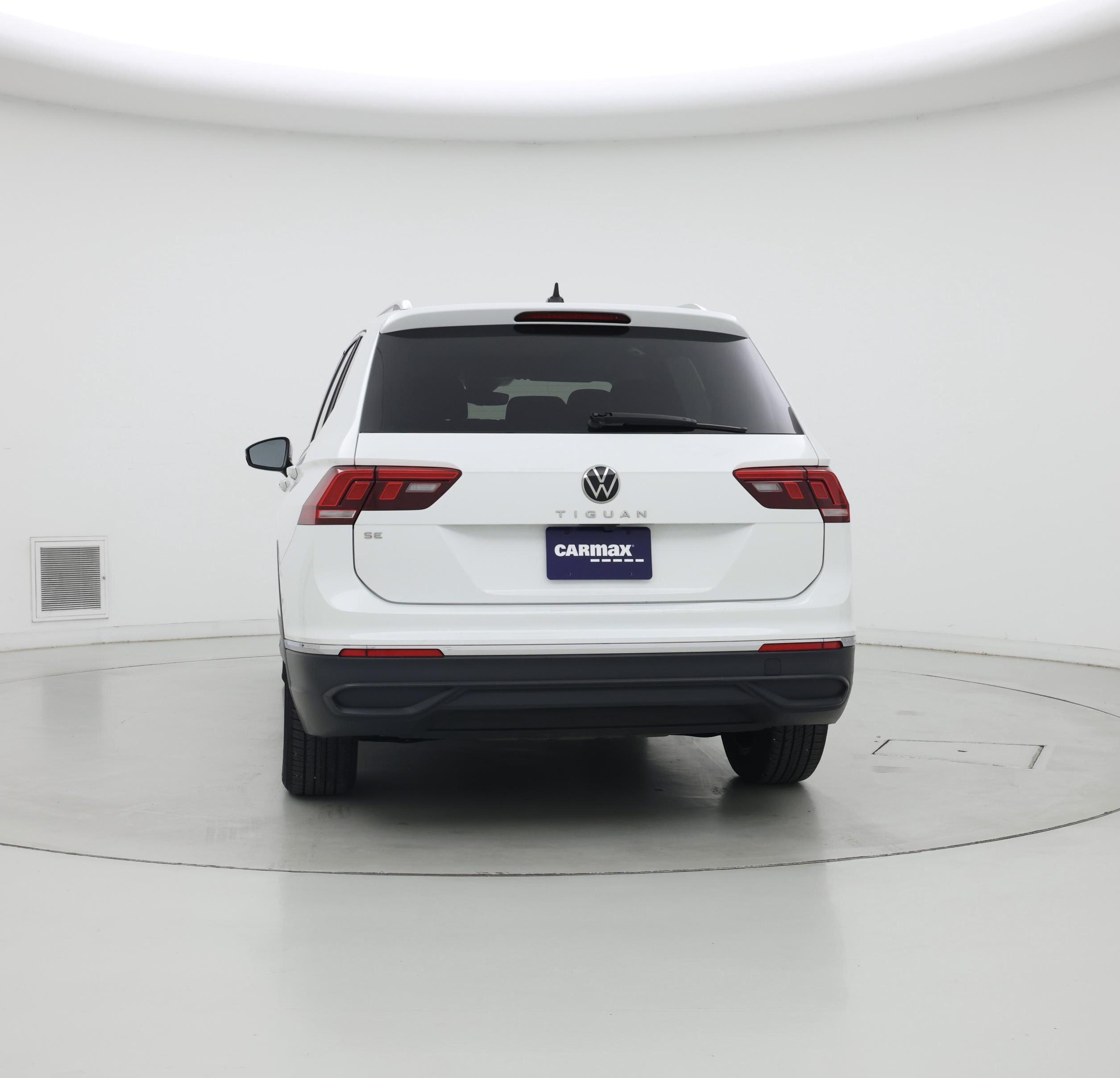 Thumbnail: 2024 Volkswagen Tiguan - 6