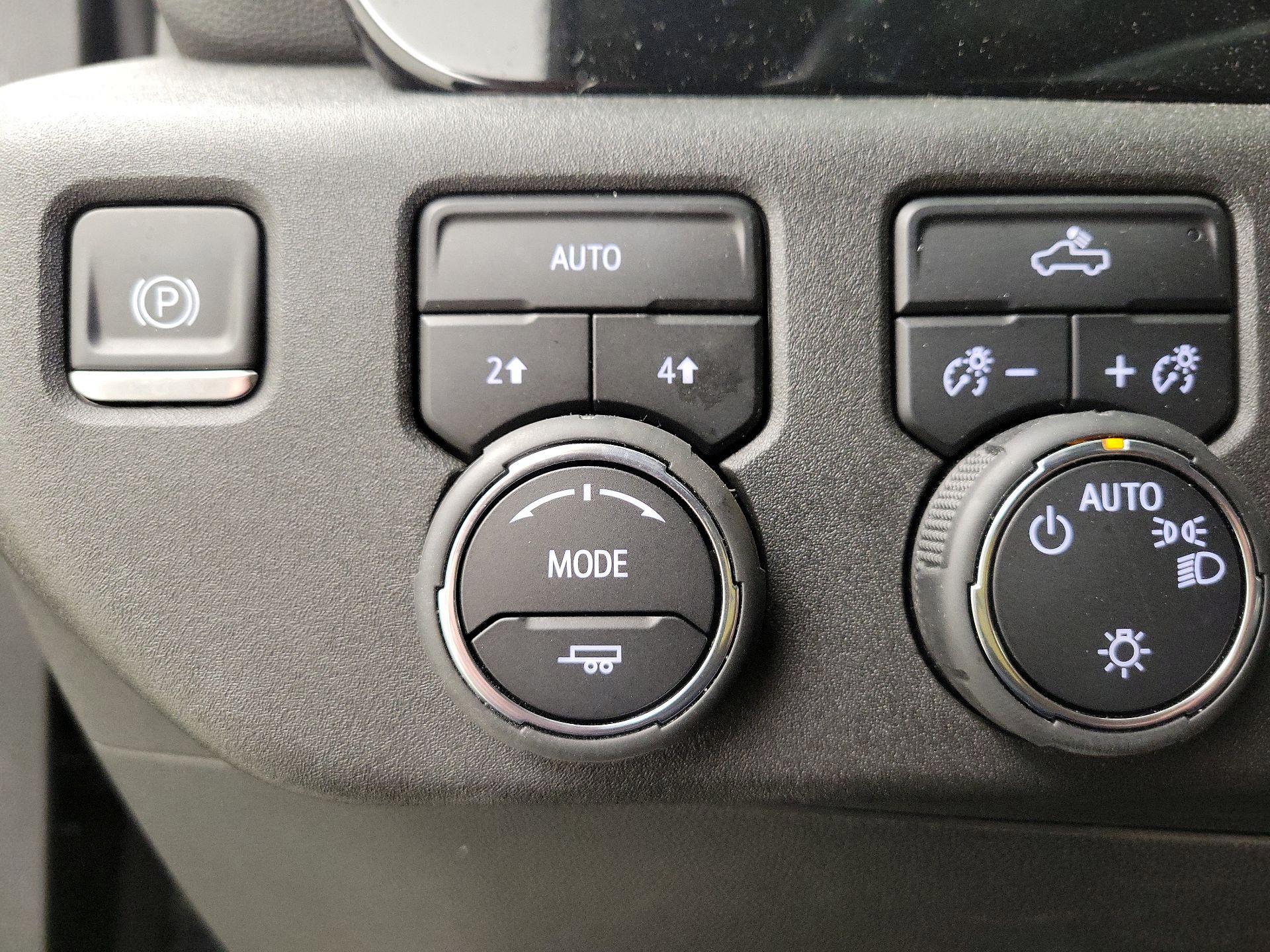 Thumbnail: 2024 Chevrolet Silverado 1500 - 13