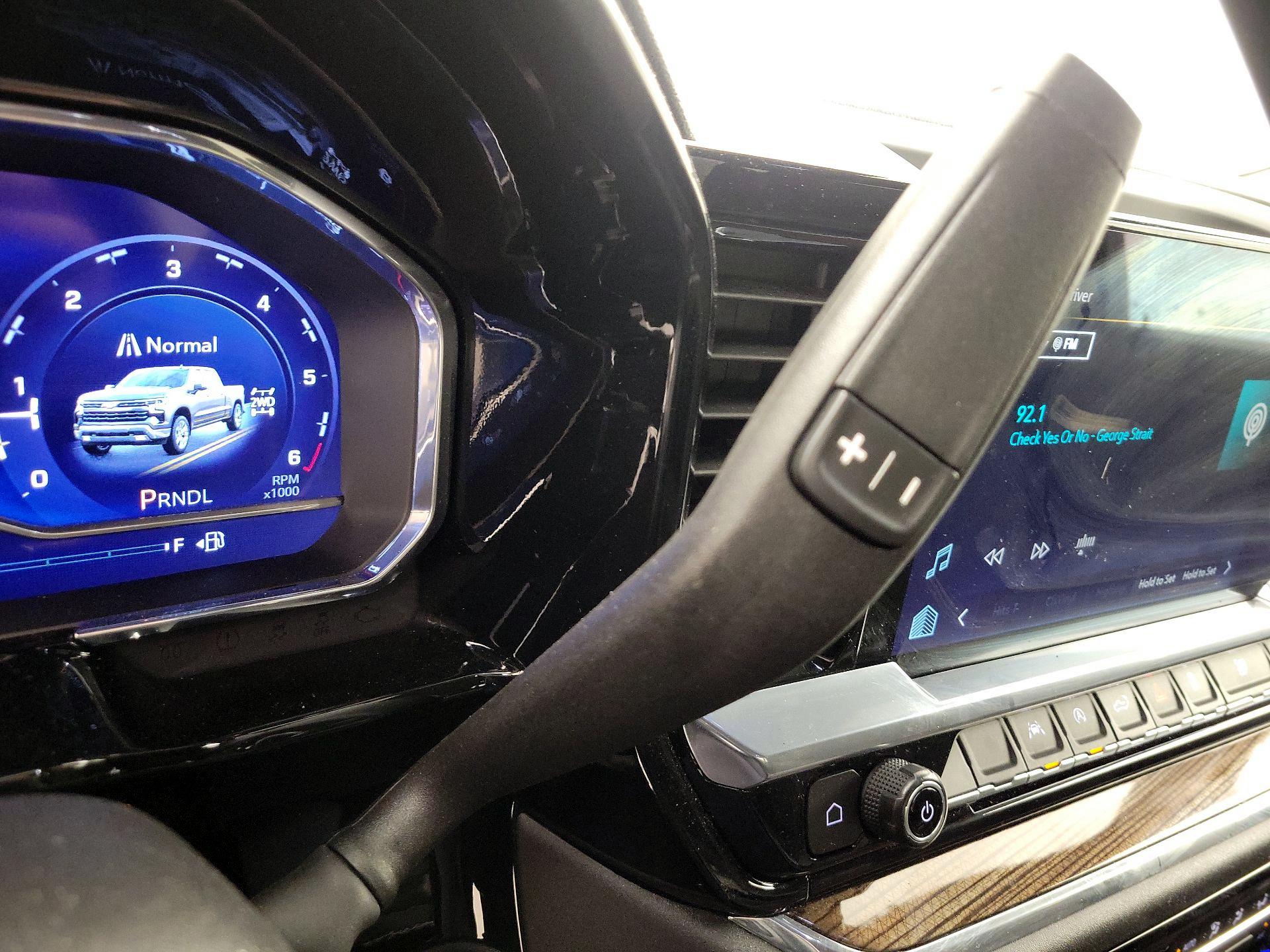 Thumbnail: 2024 Chevrolet Silverado 1500 - 17