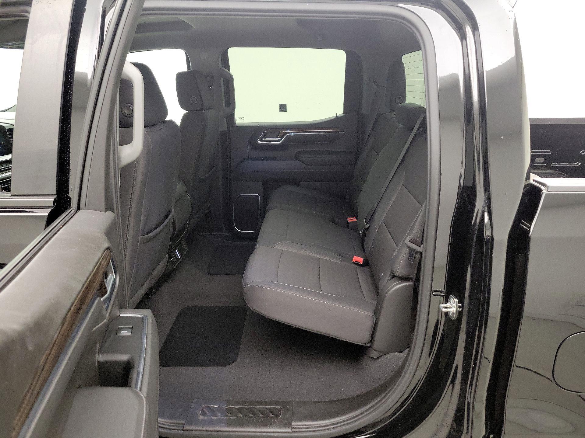 Thumbnail: 2024 Chevrolet Silverado 1500 - 19