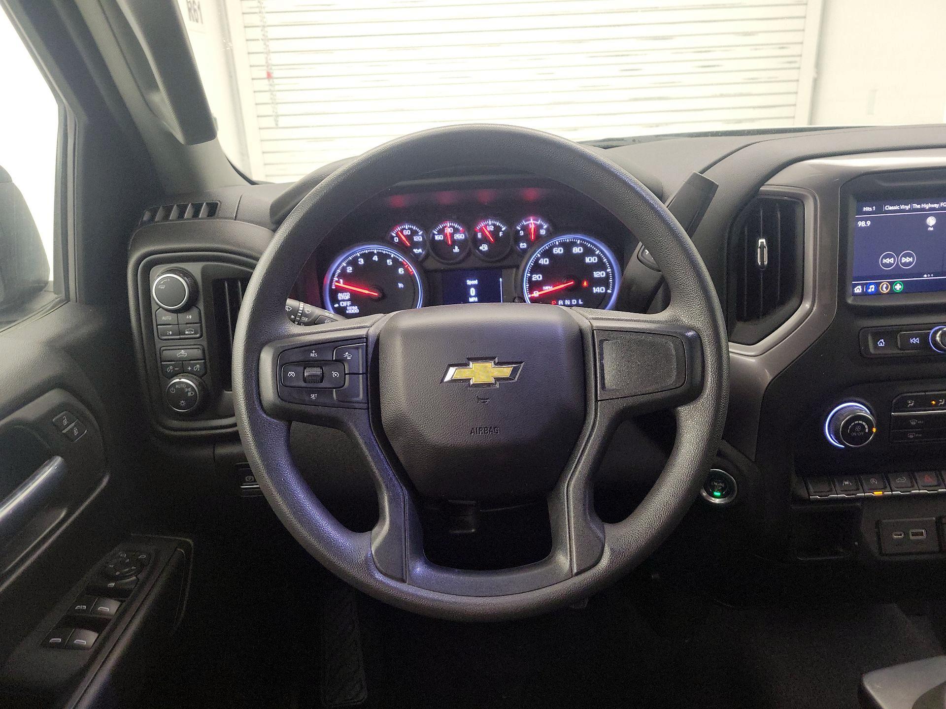 Thumbnail: 2022 Chevrolet Silverado 1500 - 10