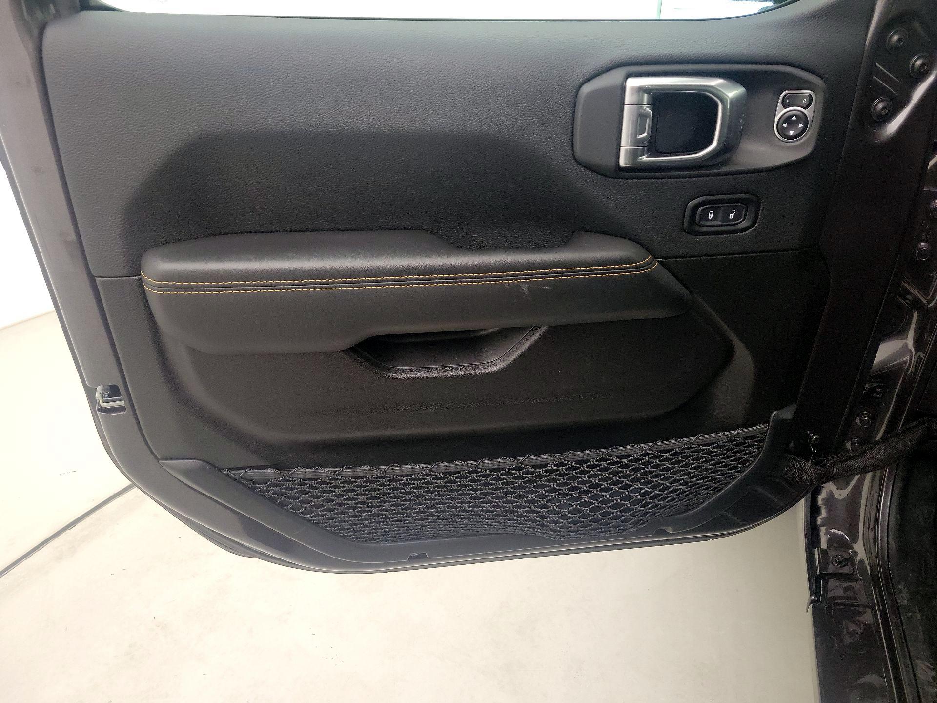 Thumbnail: 2025 Jeep Wrangler - 12