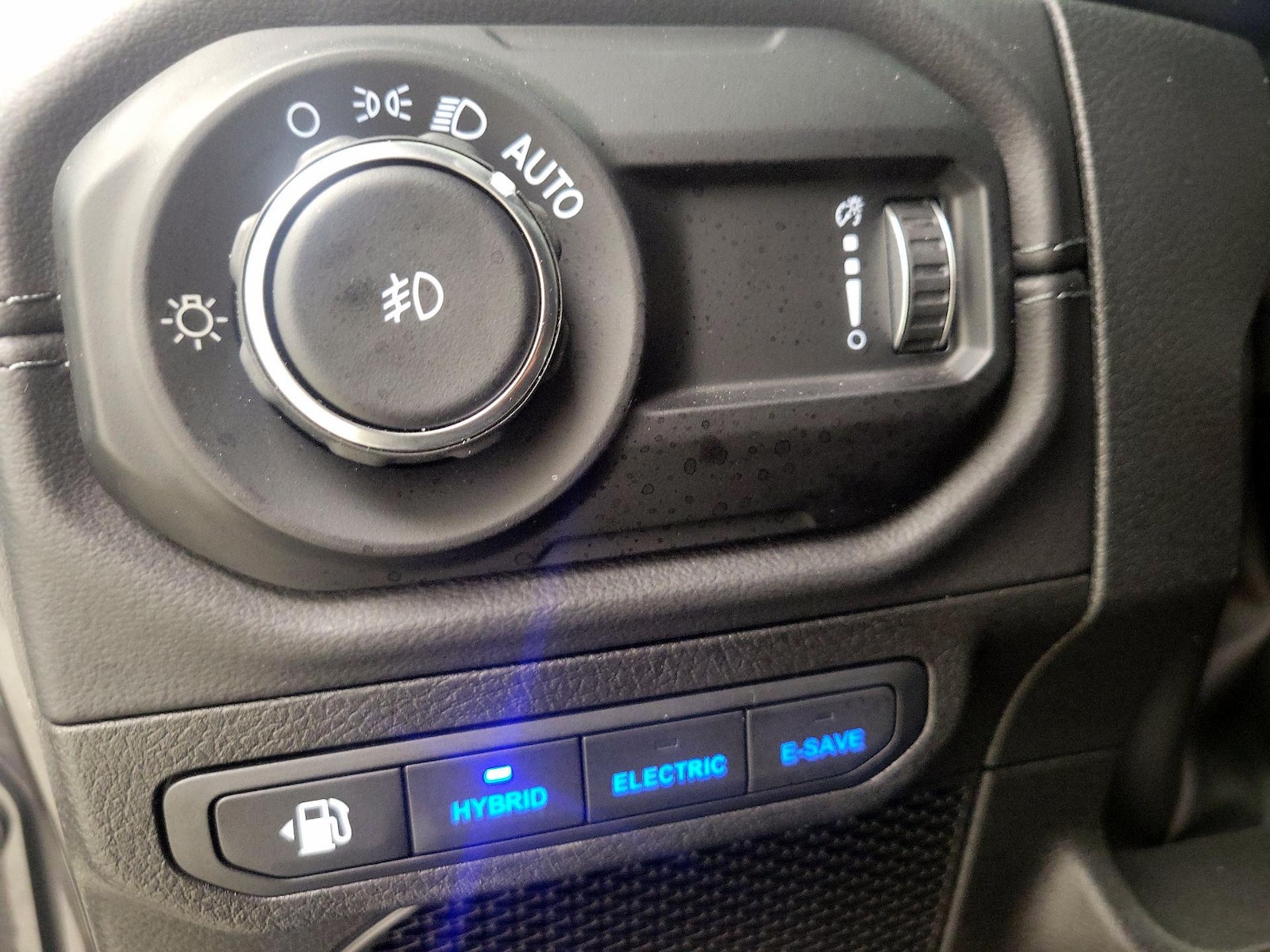2025 Jeep Wrangler 4xe Sahara 4XE - Photo 14