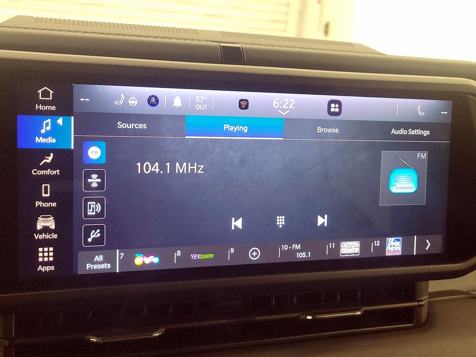 Thumbnail: 2025 Jeep Wrangler - 15