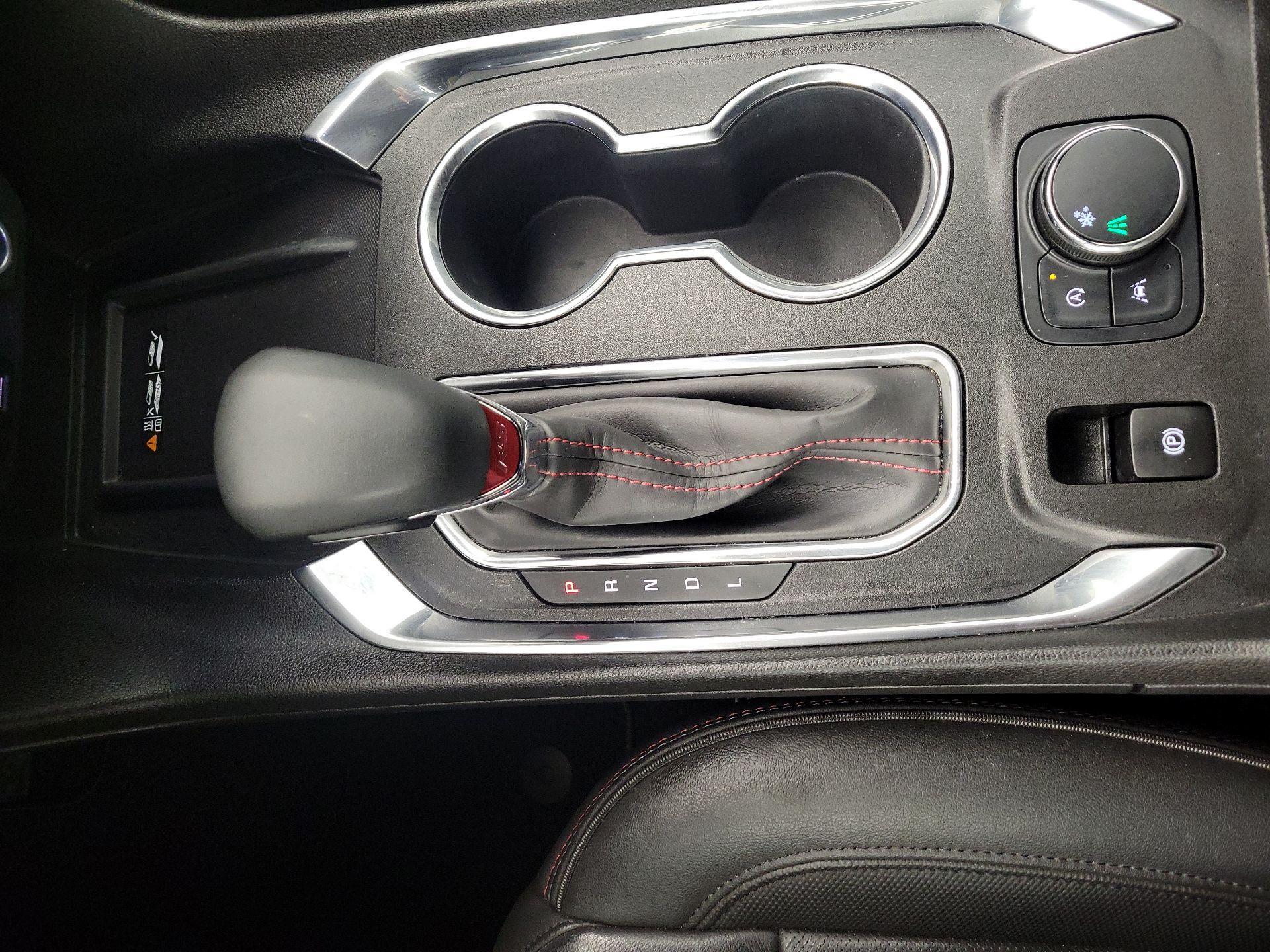 Thumbnail: 2023 Chevrolet Traverse - 18