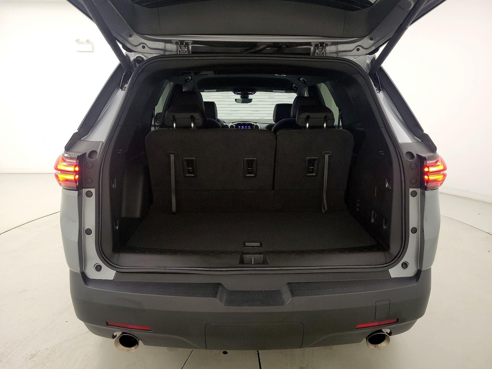 2023 Chevrolet Traverse RS - Photo 23