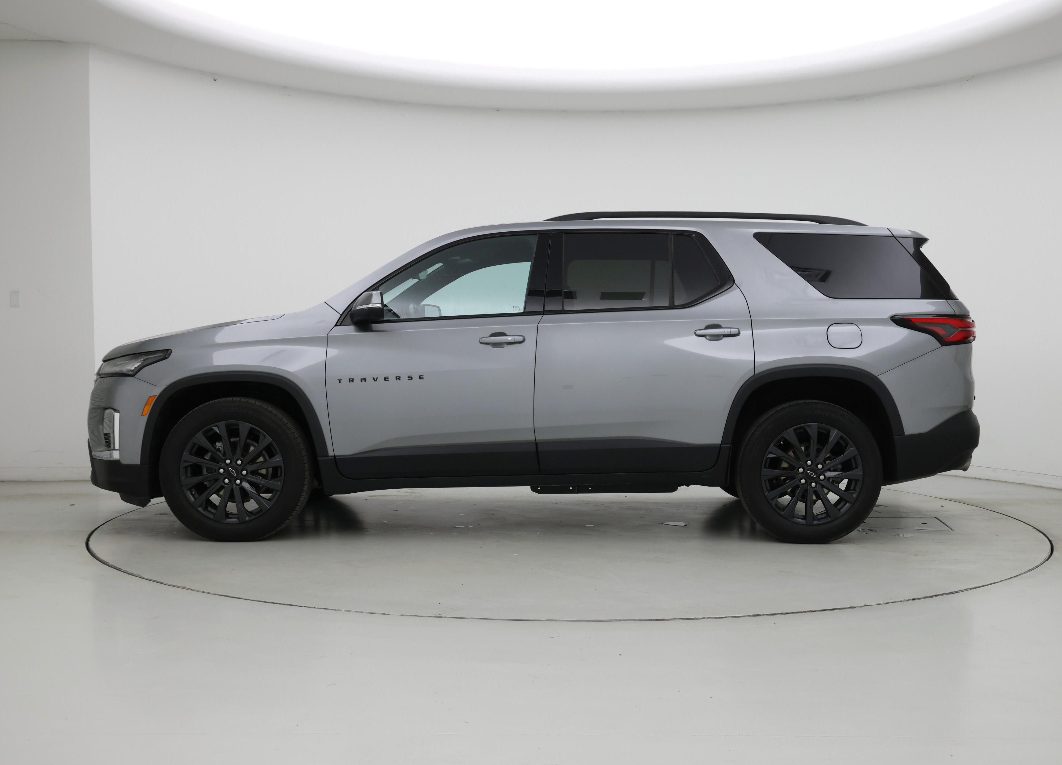 Thumbnail: 2023 Chevrolet Traverse - 3