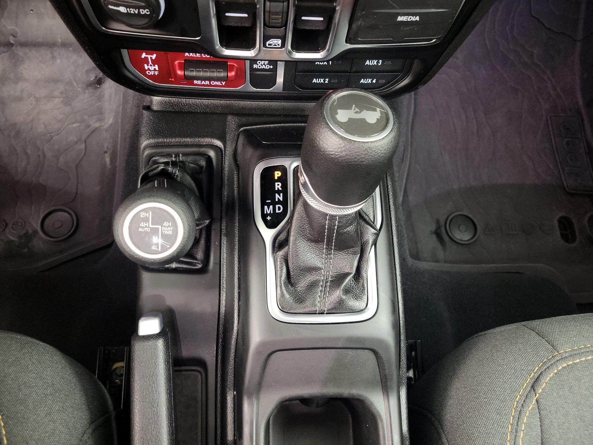 Thumbnail: 2025 Jeep Wrangler - 17