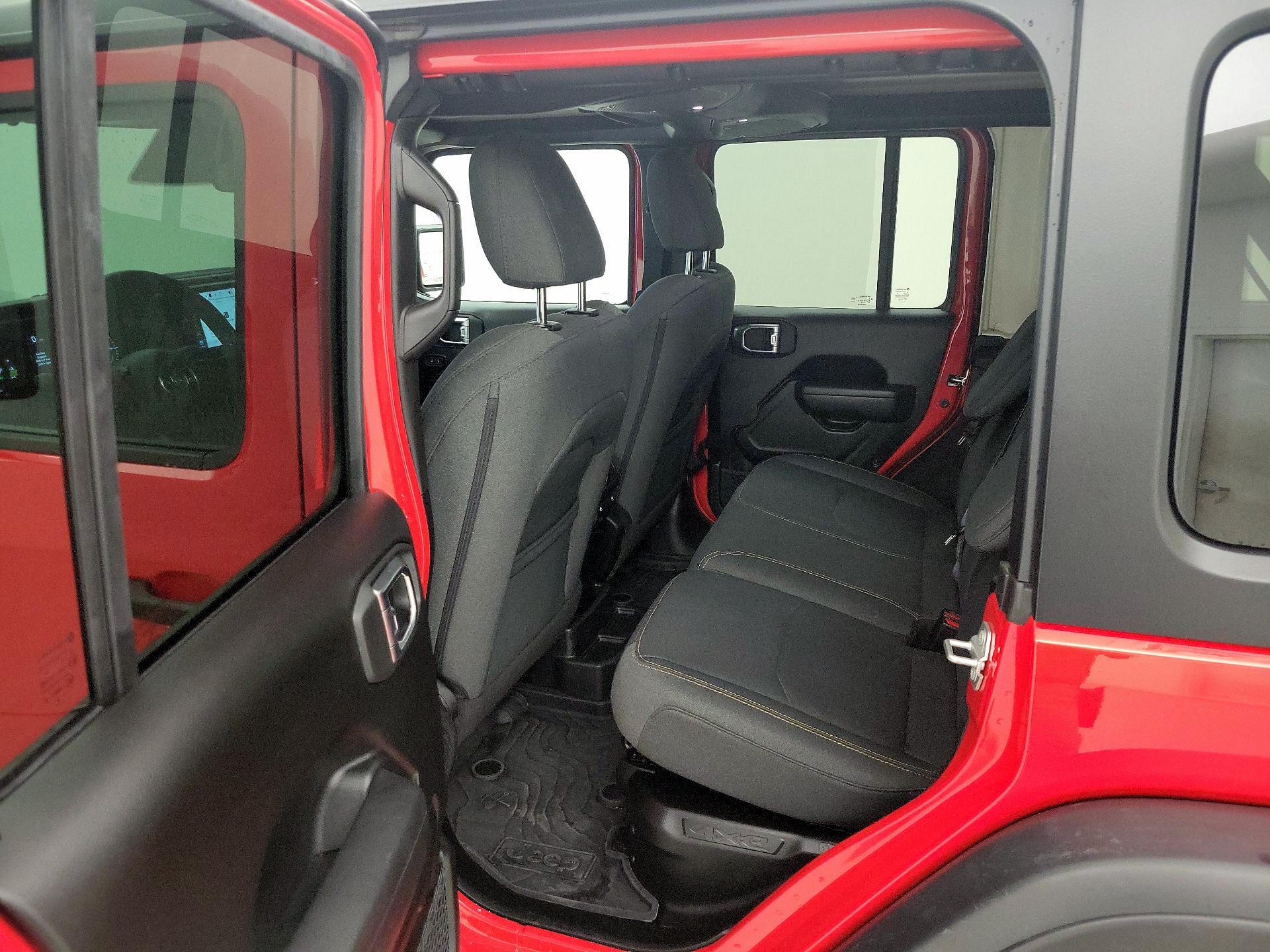 Thumbnail: 2025 Jeep Wrangler - 19