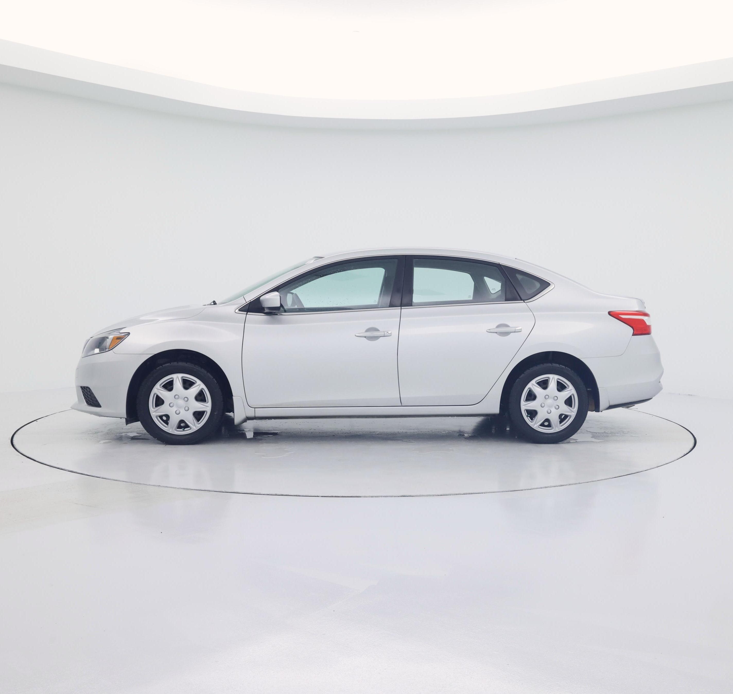 Thumbnail: 2017 Nissan Sentra - 3