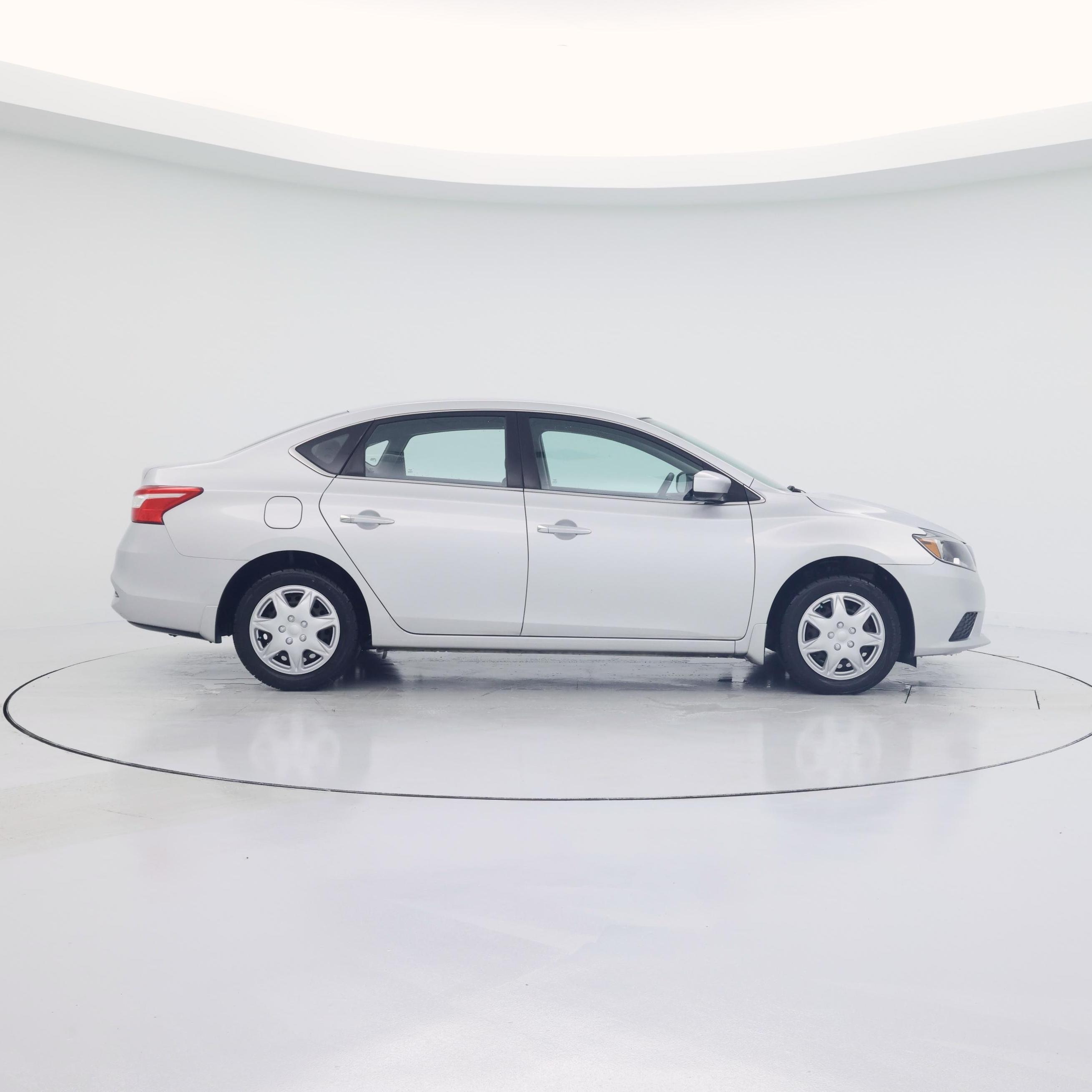 Thumbnail: 2017 Nissan Sentra - 7