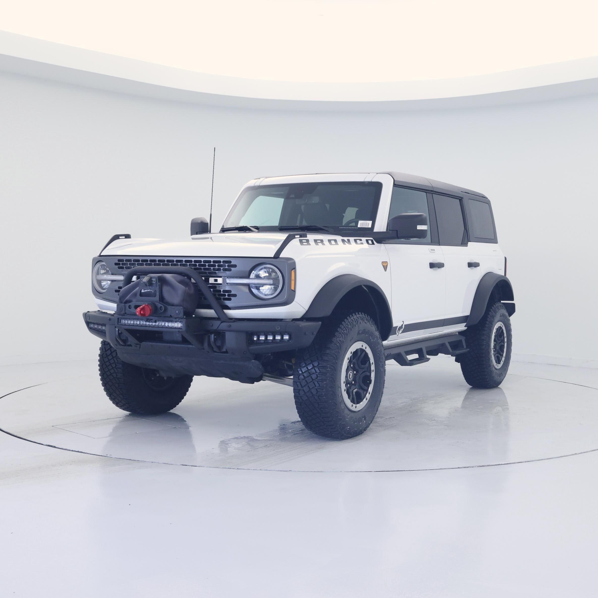 Thumbnail: 2022 Ford Bronco - 4