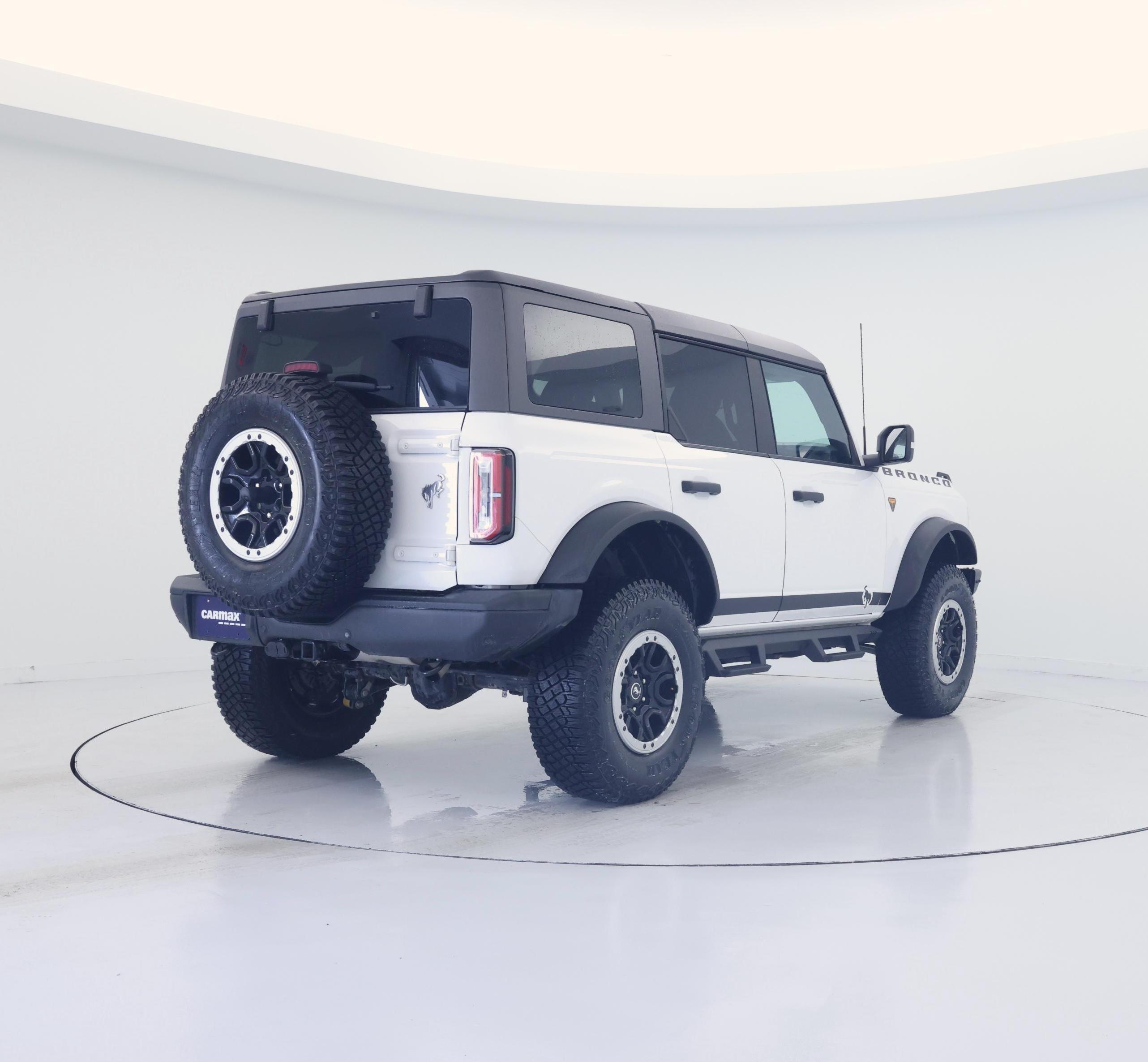 Thumbnail: 2022 Ford Bronco - 8