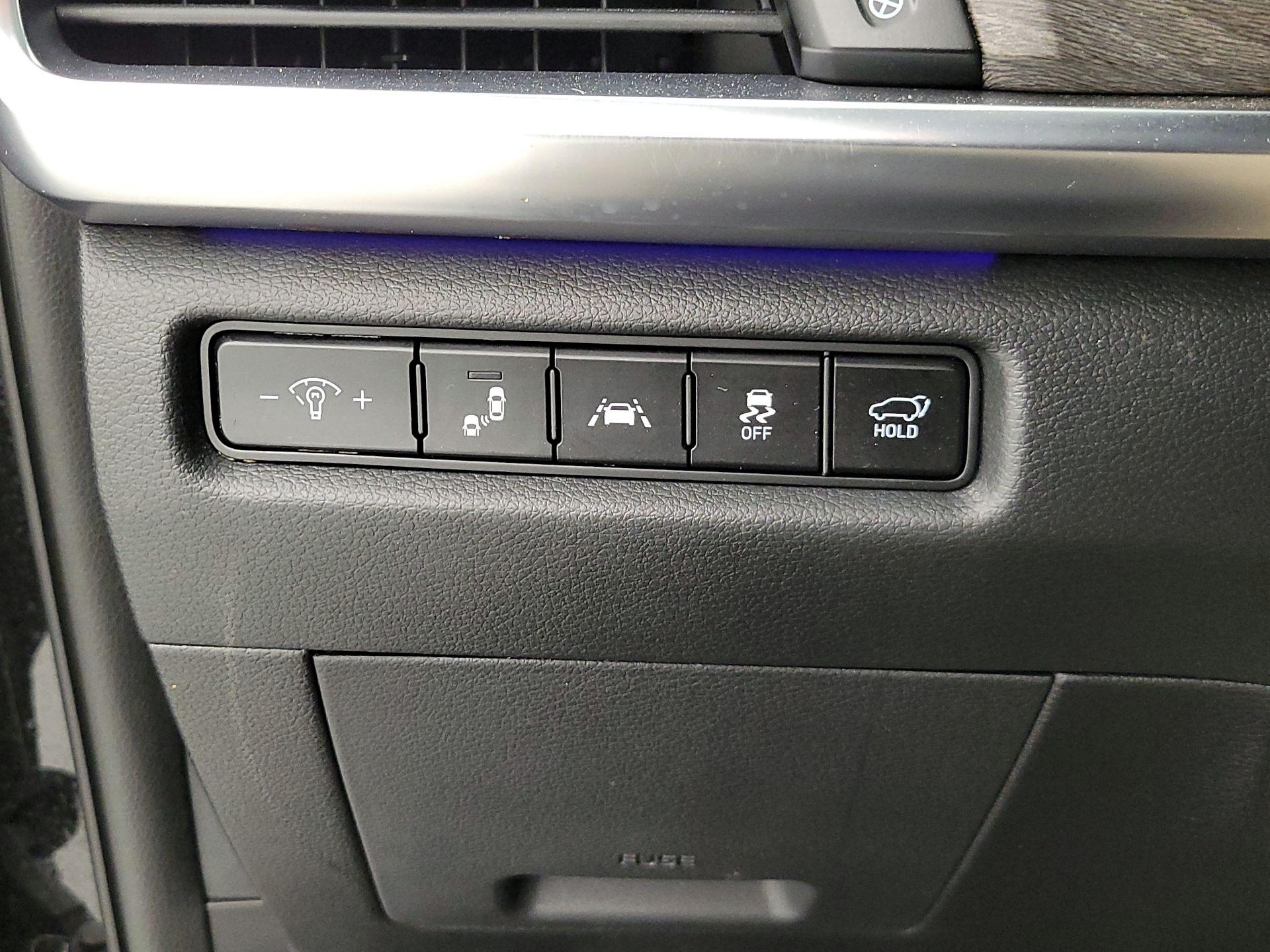 Thumbnail: 2021 Kia Telluride - 13