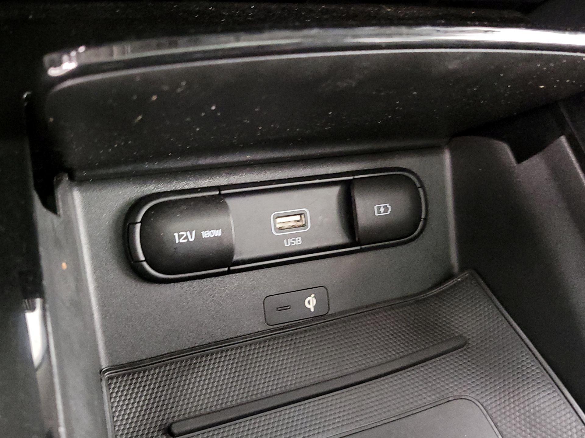 Thumbnail: 2021 Kia Telluride - 19