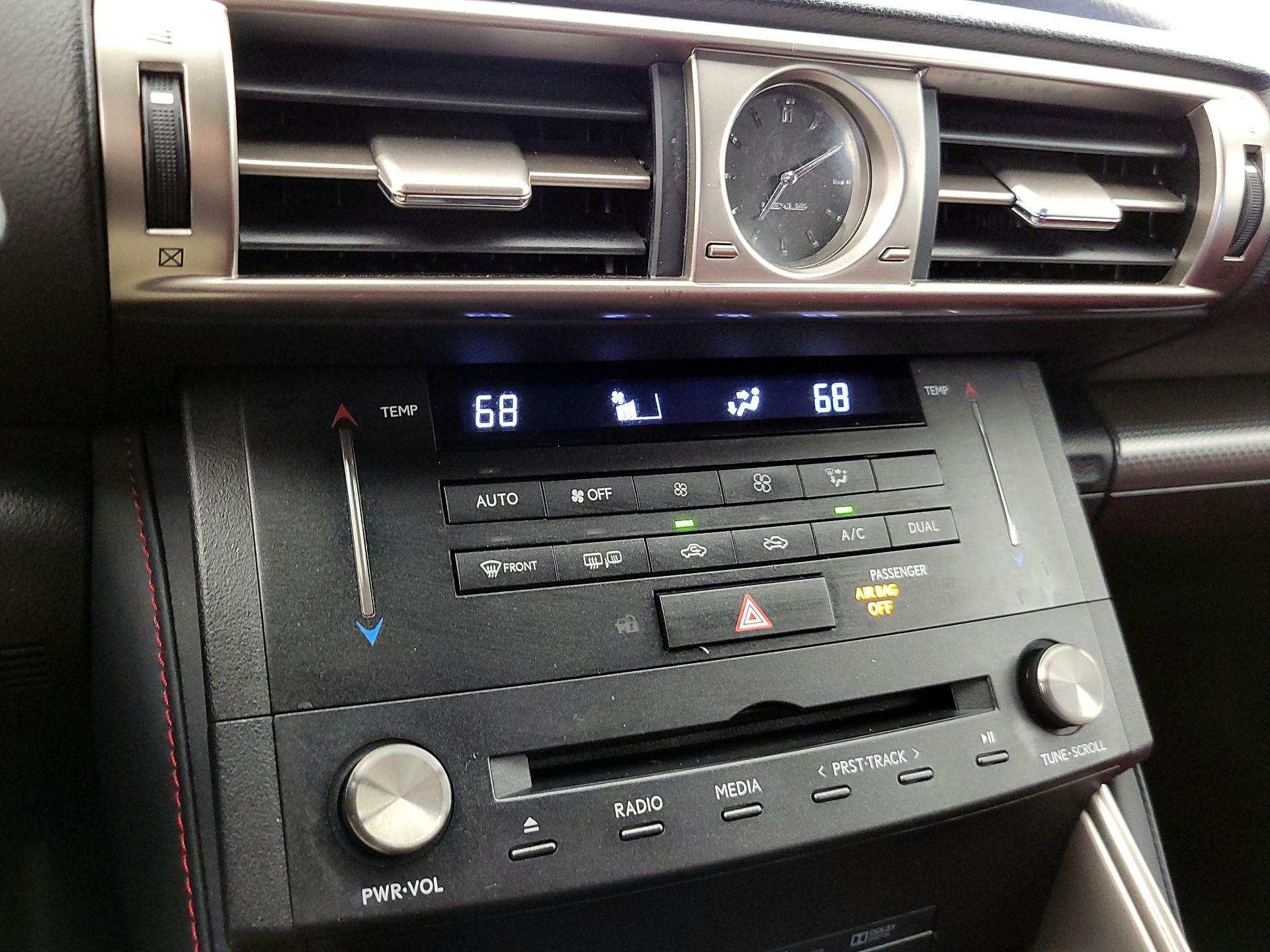 Thumbnail: 2016 Lexus IS - 17