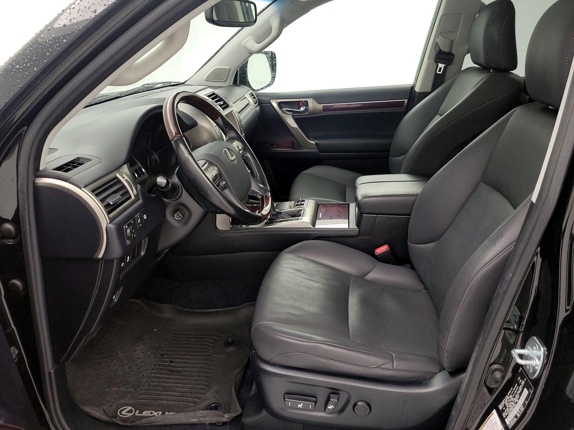 Thumbnail: 2019 Lexus GX - 11