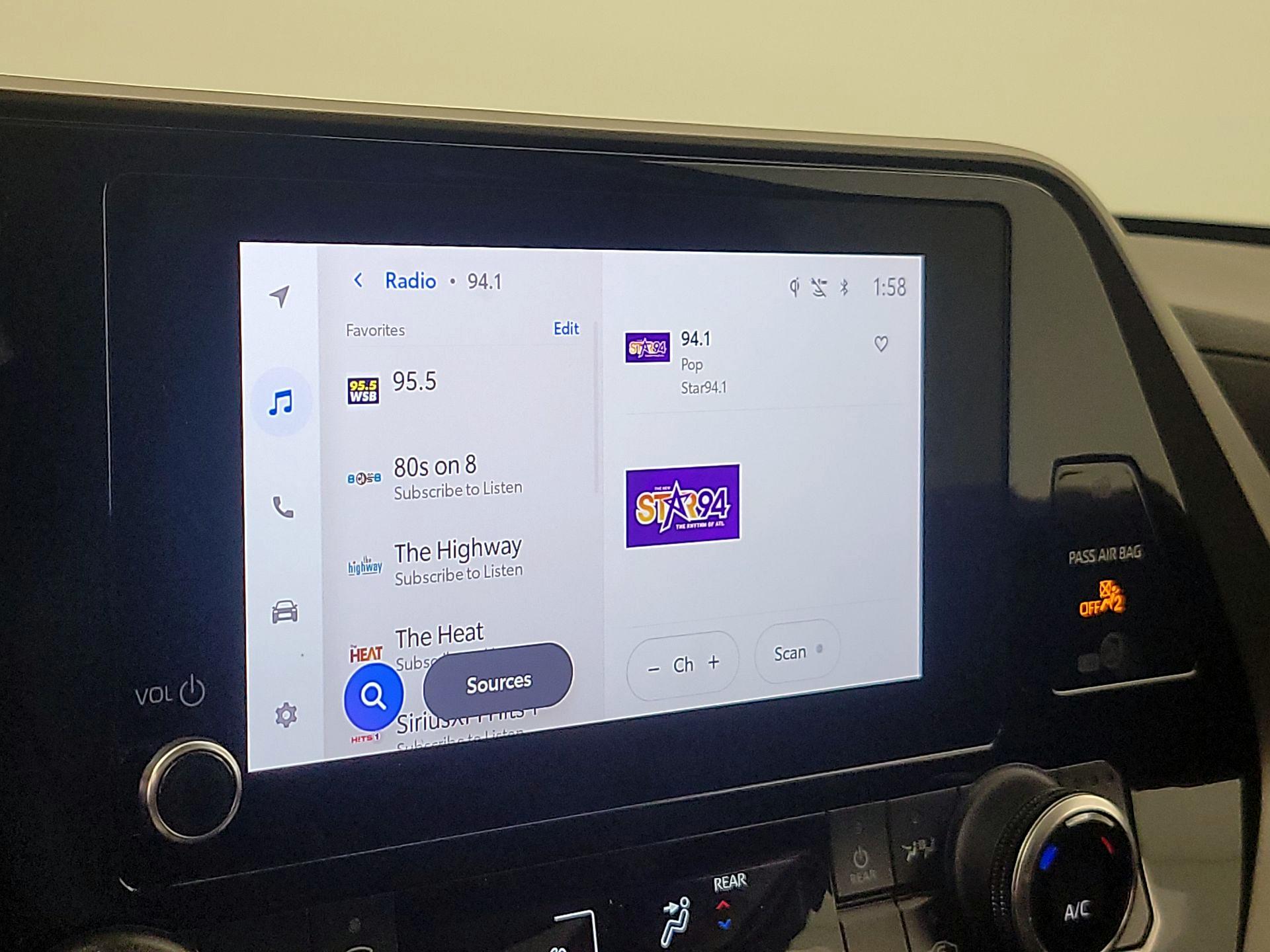 Thumbnail: 2023 Toyota Highlander - 15