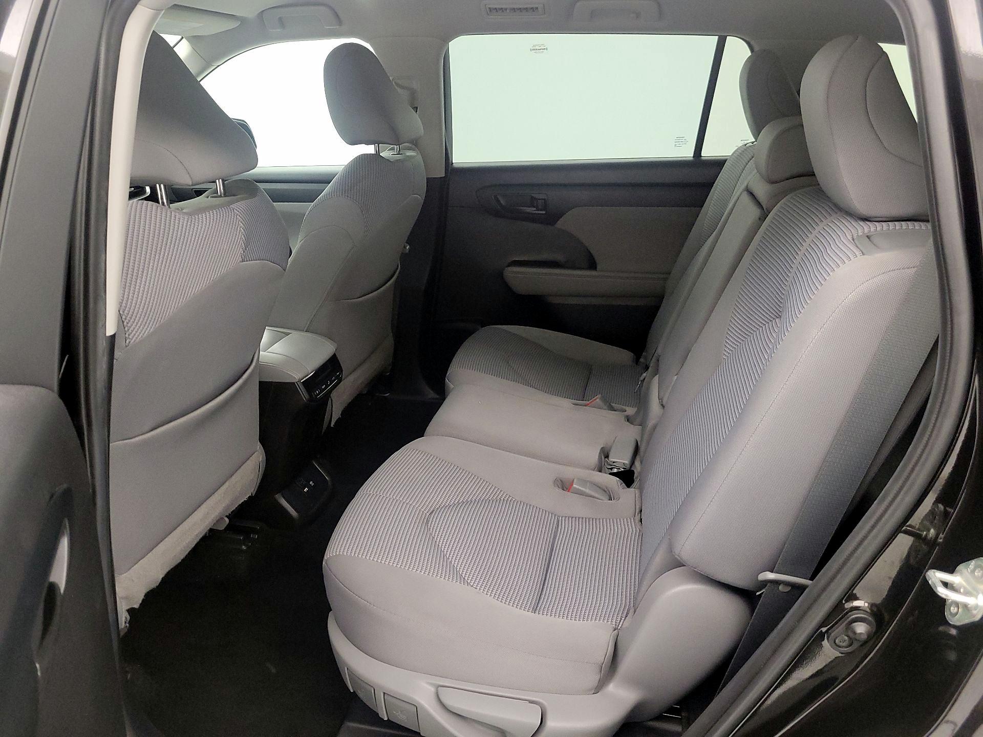 Thumbnail: 2020 Toyota Highlander - 19