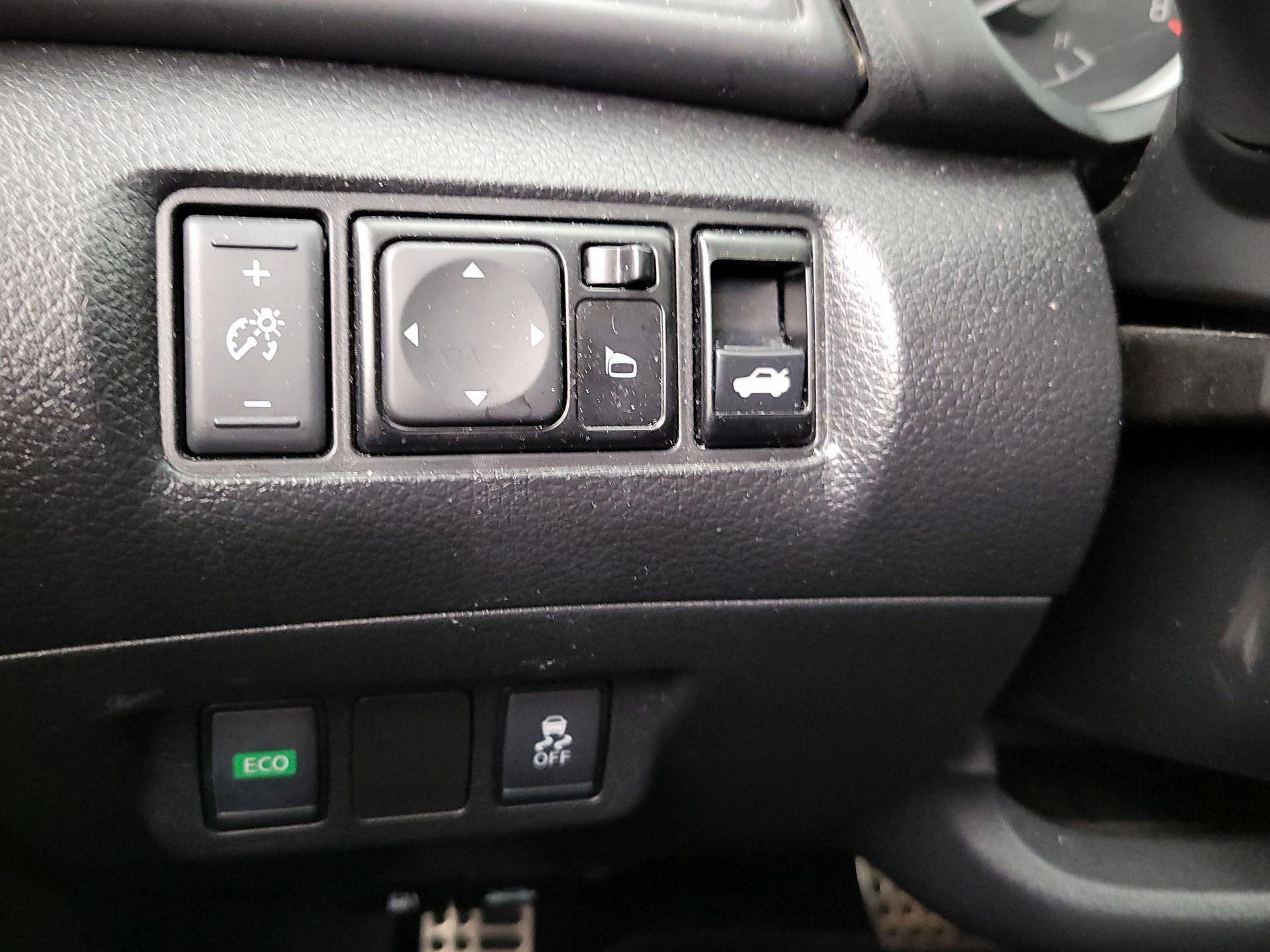 Thumbnail: 2019 Nissan Sentra - 13