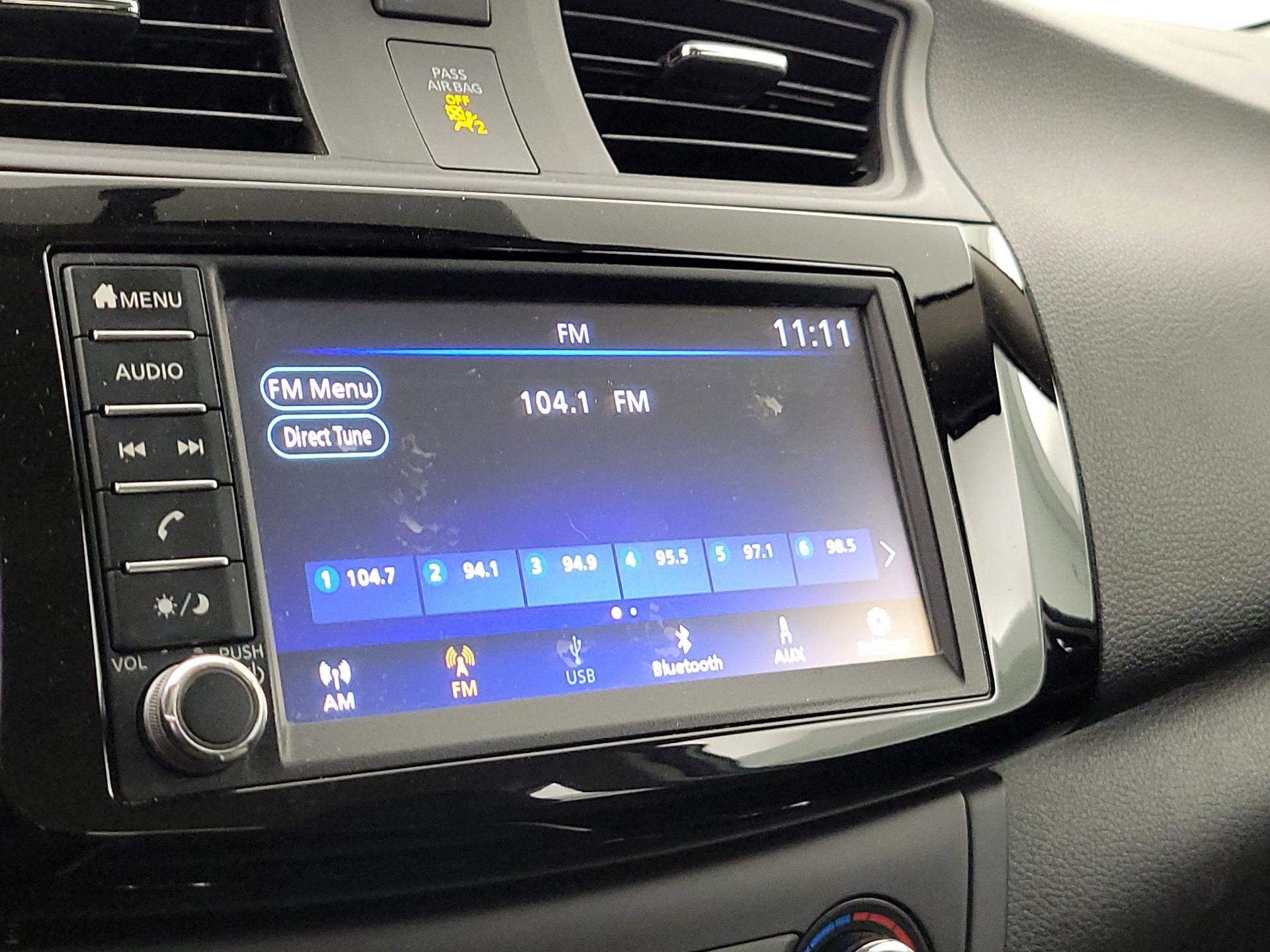 Thumbnail: 2019 Nissan Sentra - 15