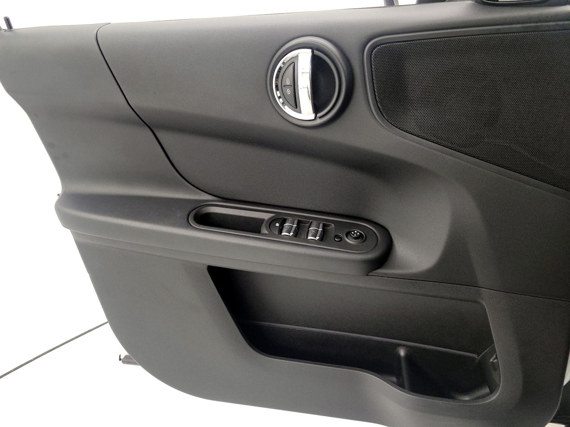 Thumbnail: 2018 MINI Cooper Countryman - 12