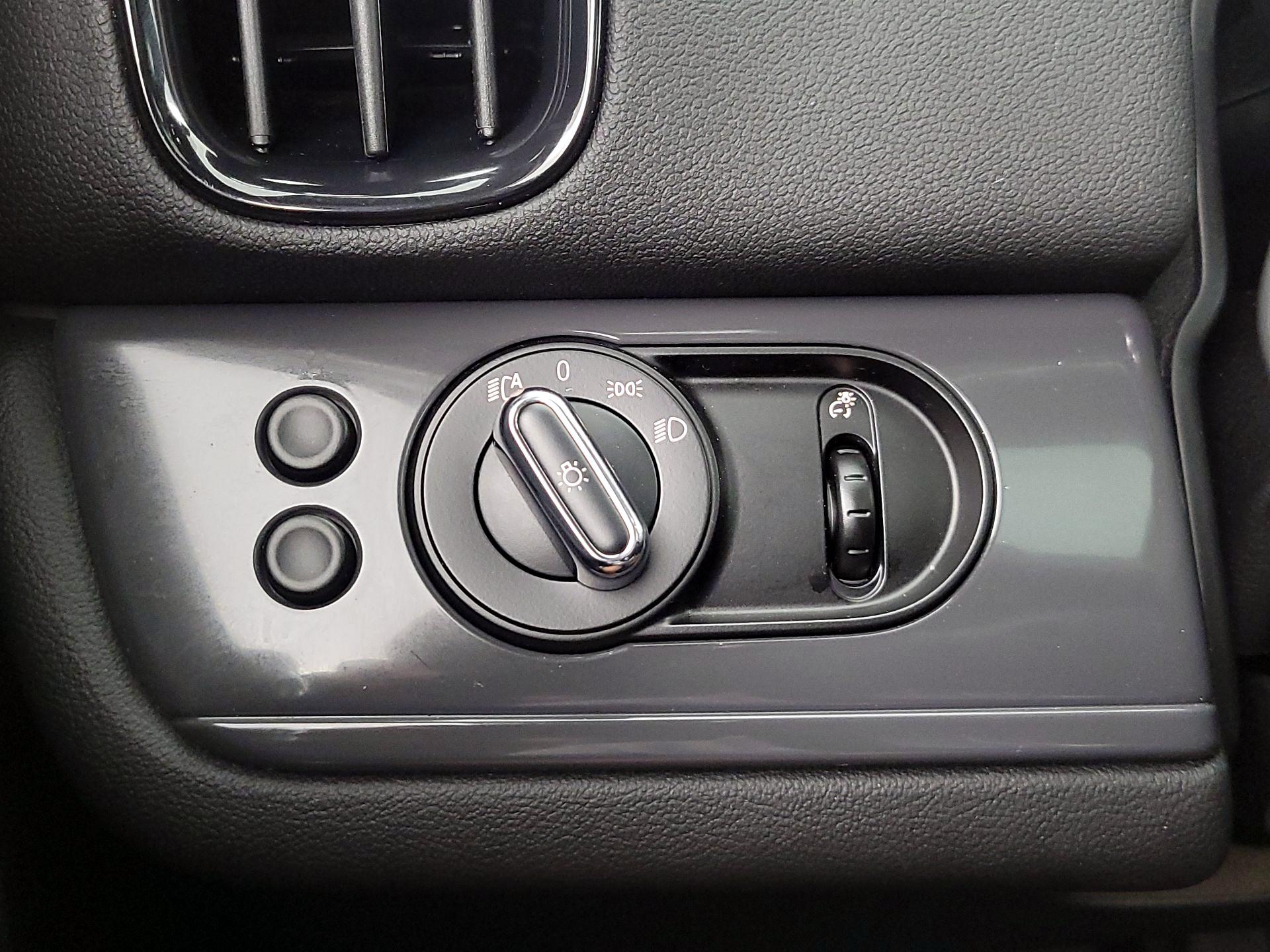 Thumbnail: 2018 MINI Cooper Countryman - 13