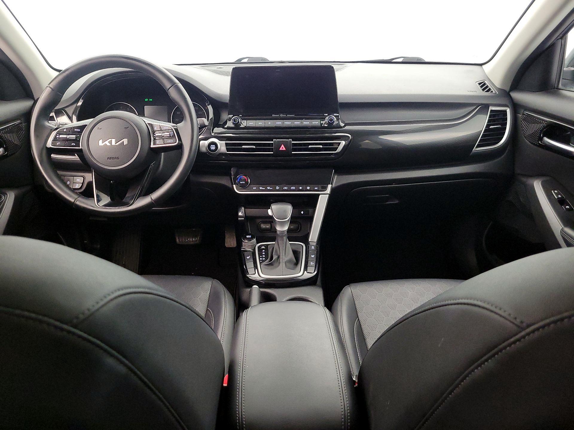 Thumbnail: 2022 Kia Seltos - 9