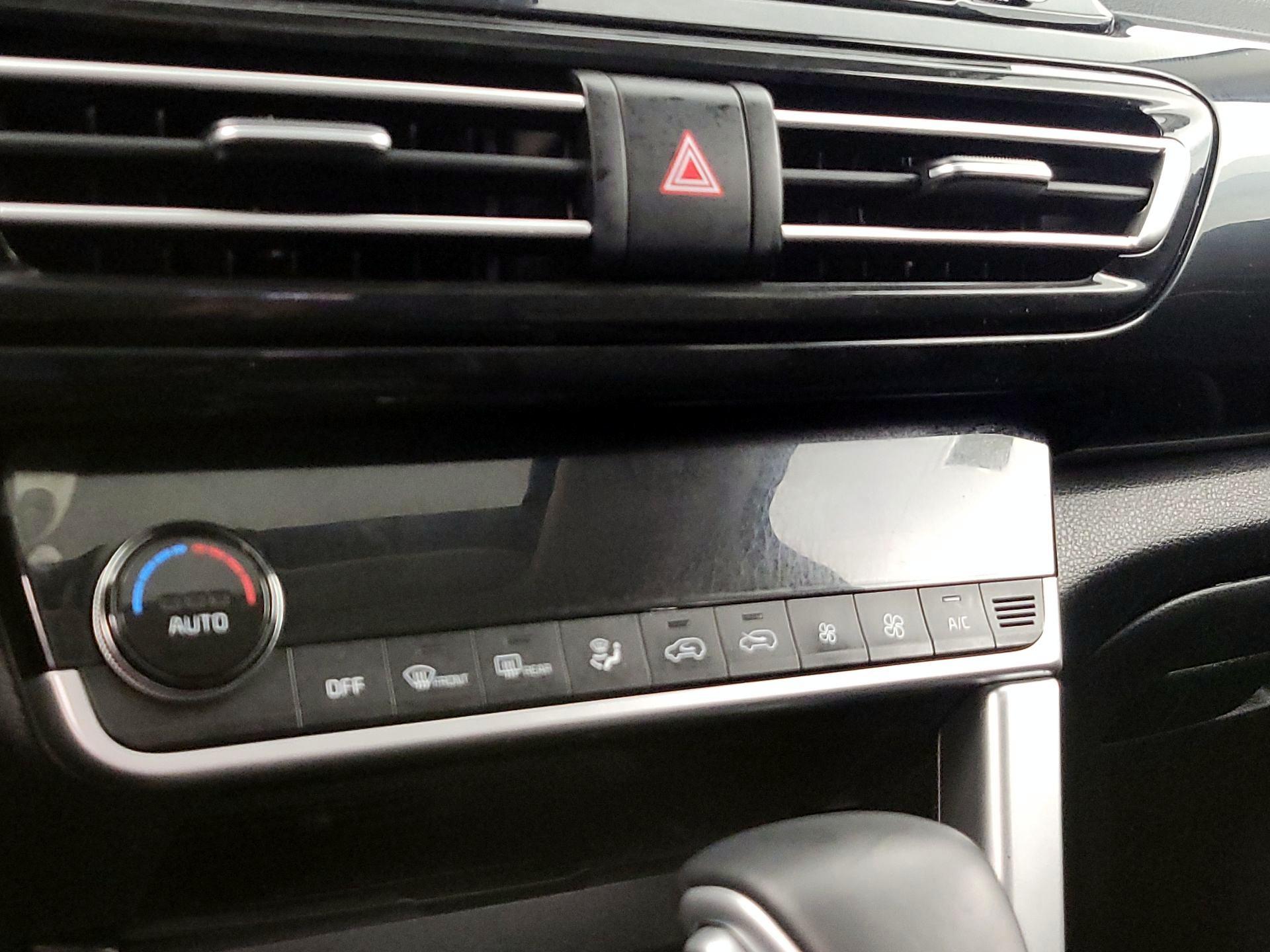 Thumbnail: 2022 Kia Seltos - 17