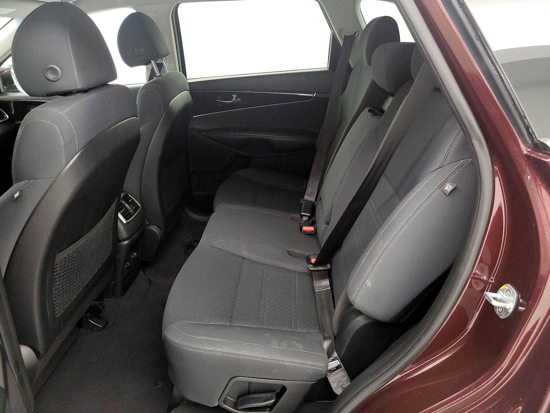 Thumbnail: 2018 Kia Sorento - 19