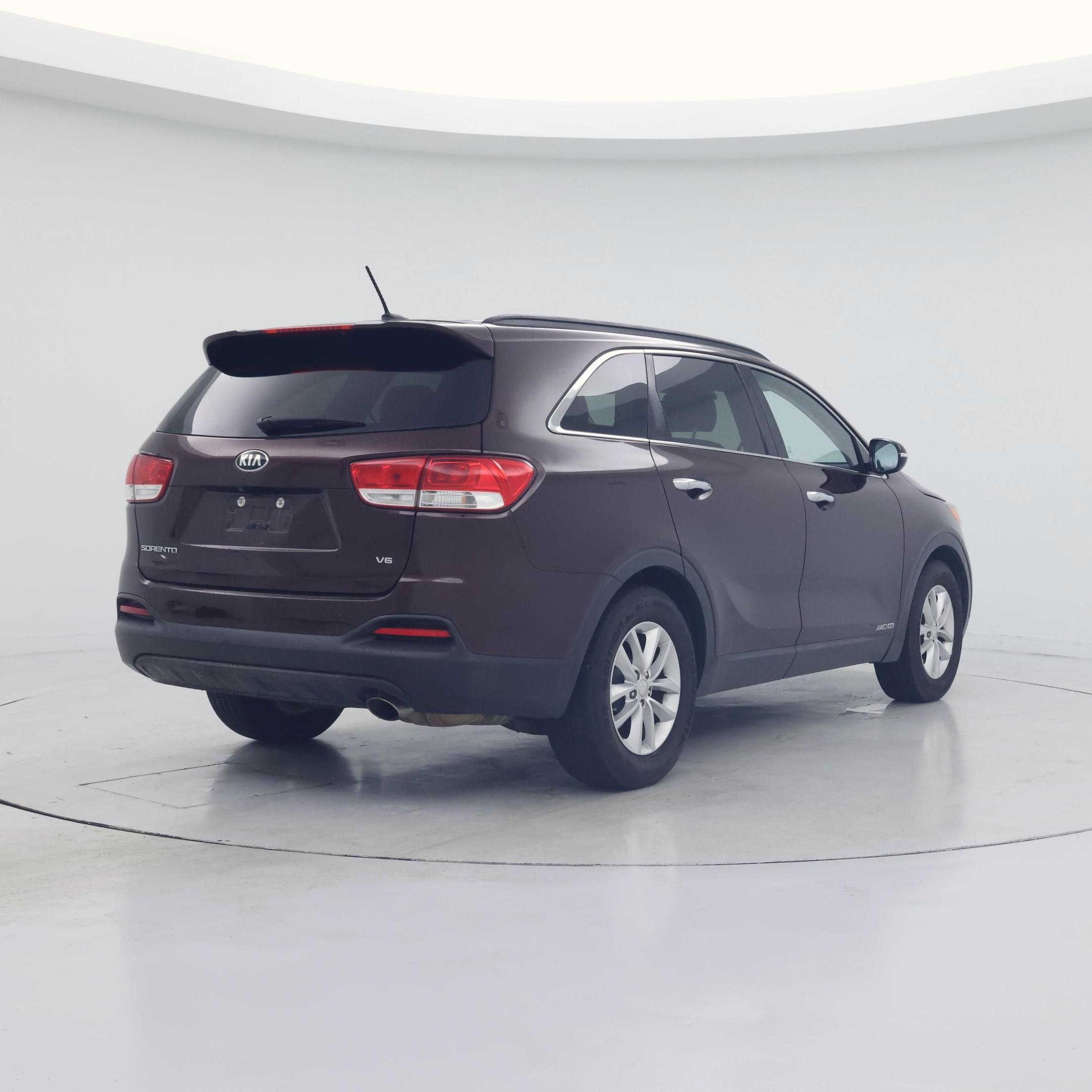 Thumbnail: 2018 Kia Sorento - 8